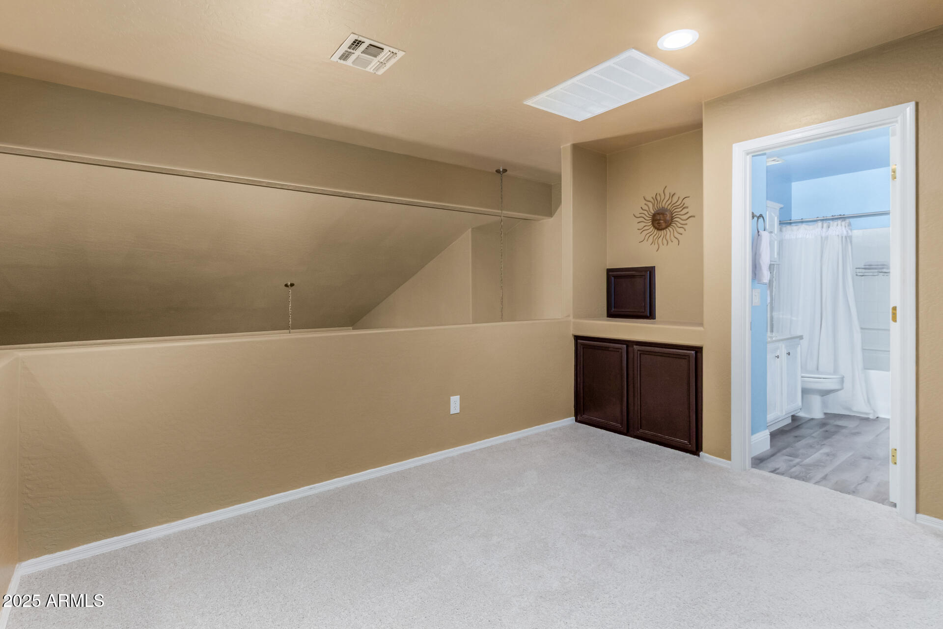 1938 E LOS ALAMOS Street