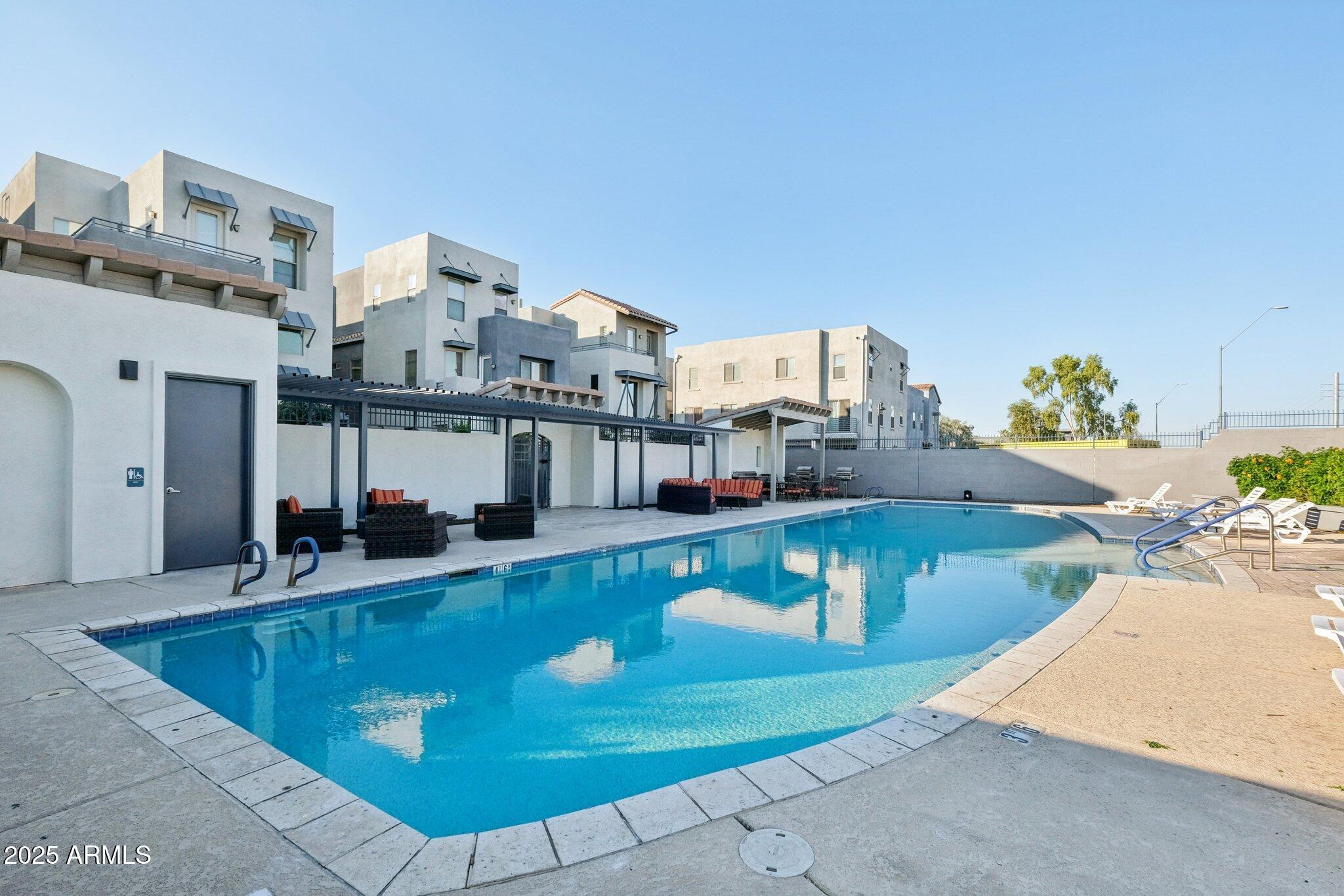 615 E PORTLAND Street 115