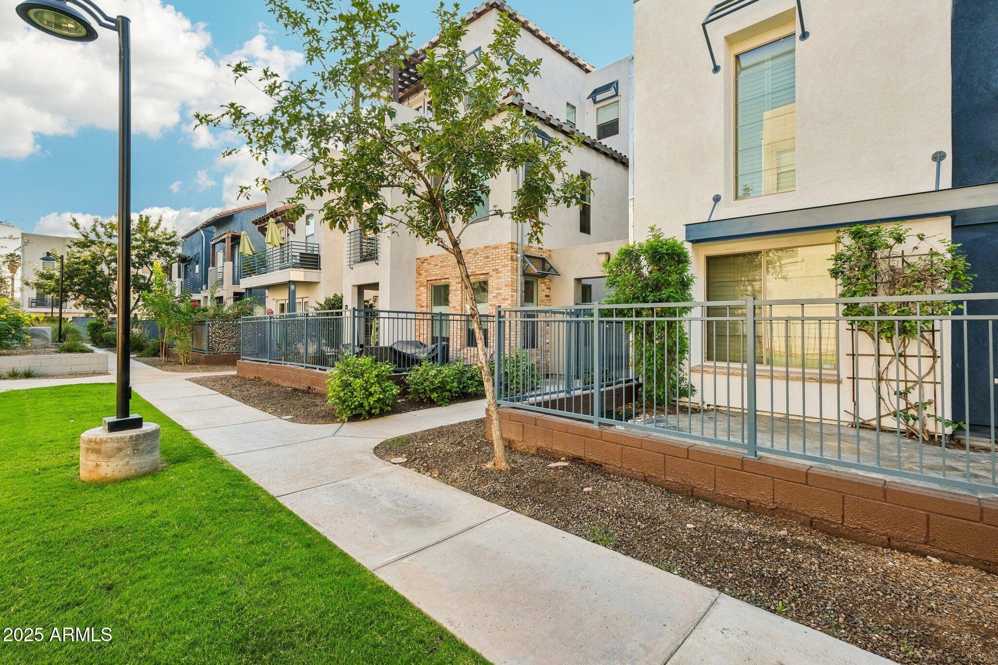 615 E PORTLAND Street 115