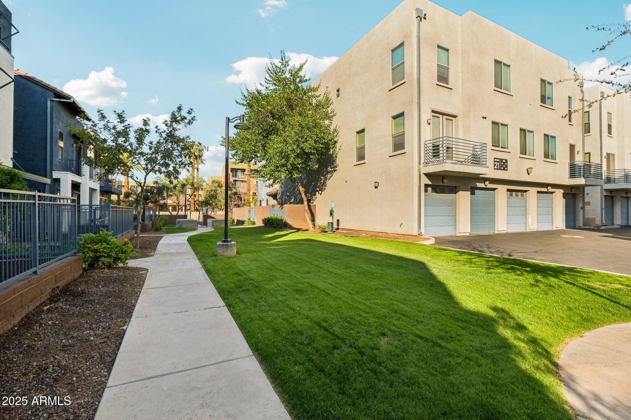 615 E PORTLAND Street 115