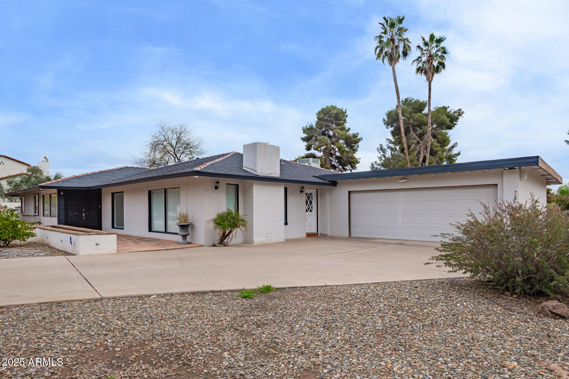 5401 E EXETER Boulevard