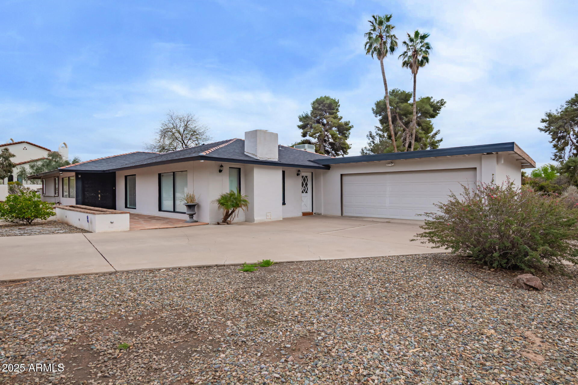 5401 E EXETER Boulevard