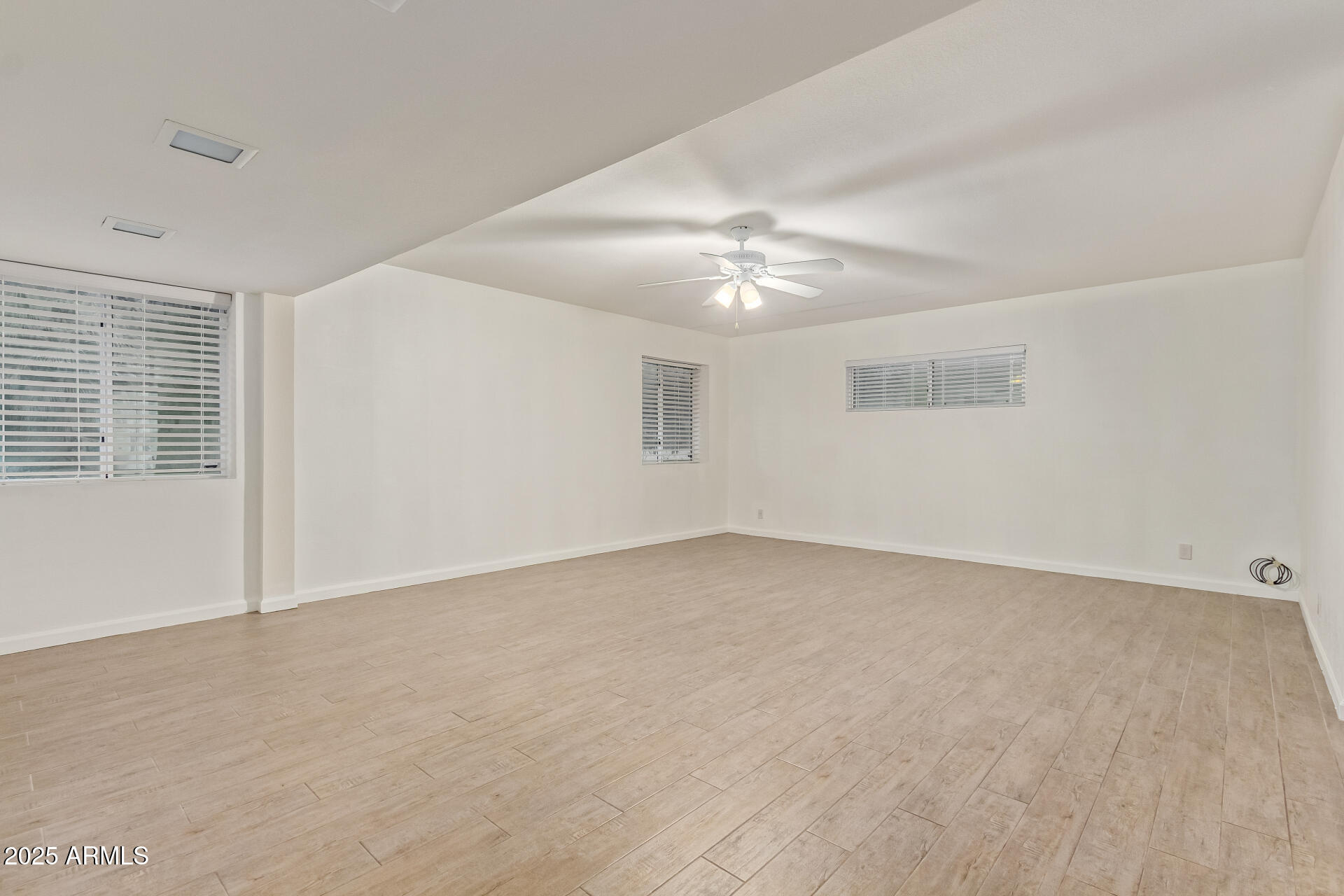 5401 E EXETER Boulevard