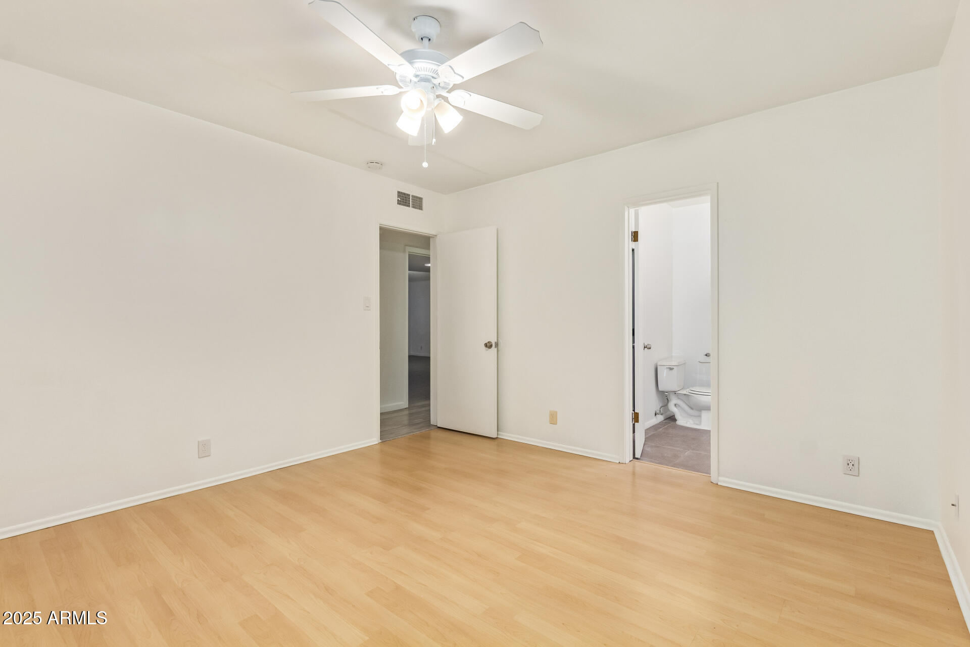 5401 E EXETER Boulevard