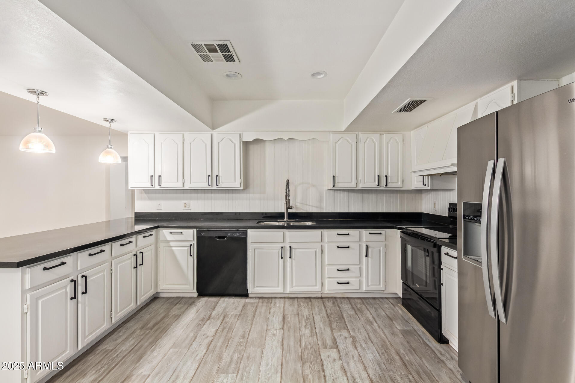 5401 E EXETER Boulevard