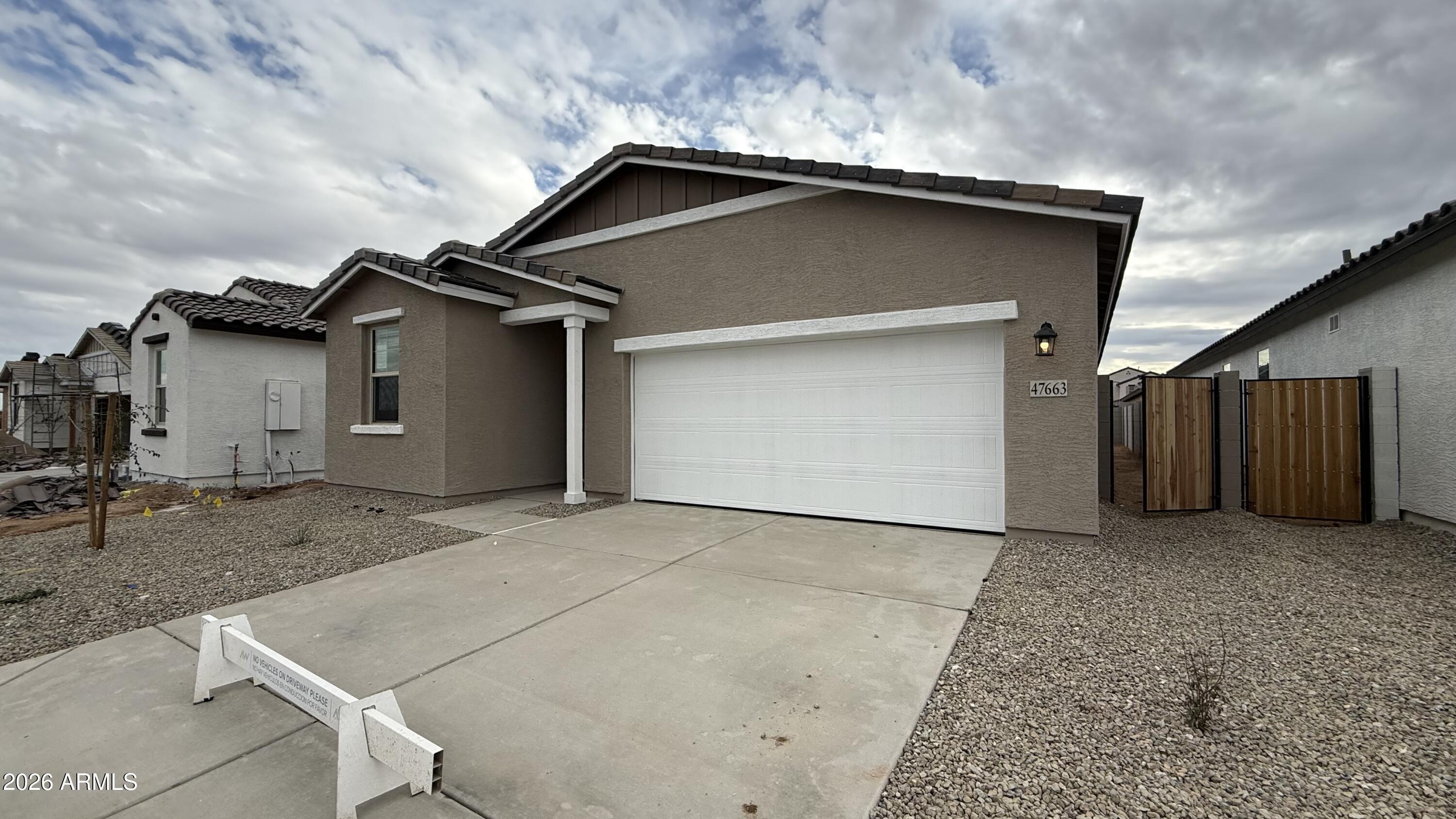 47663 W KENNER Drive