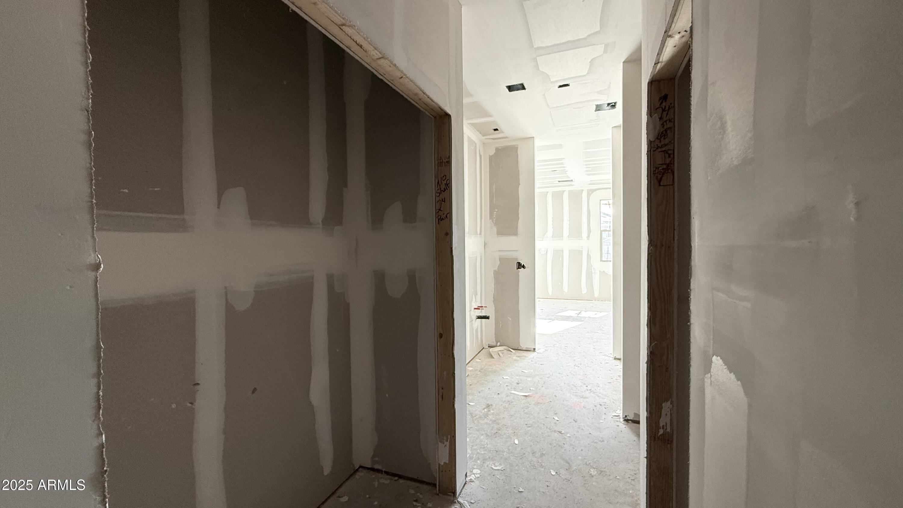 47663 W KENNER Drive