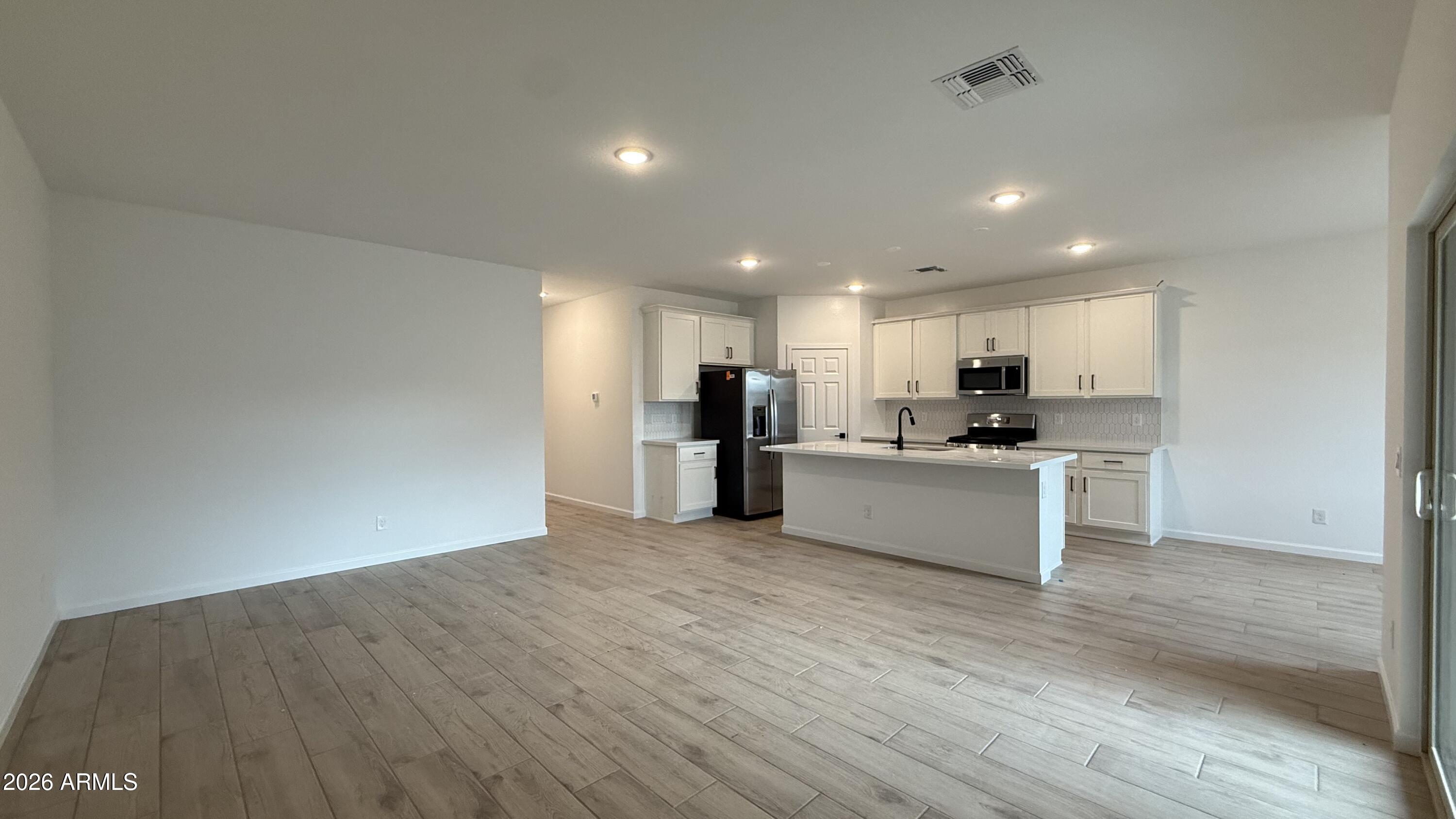 47663 W KENNER Drive