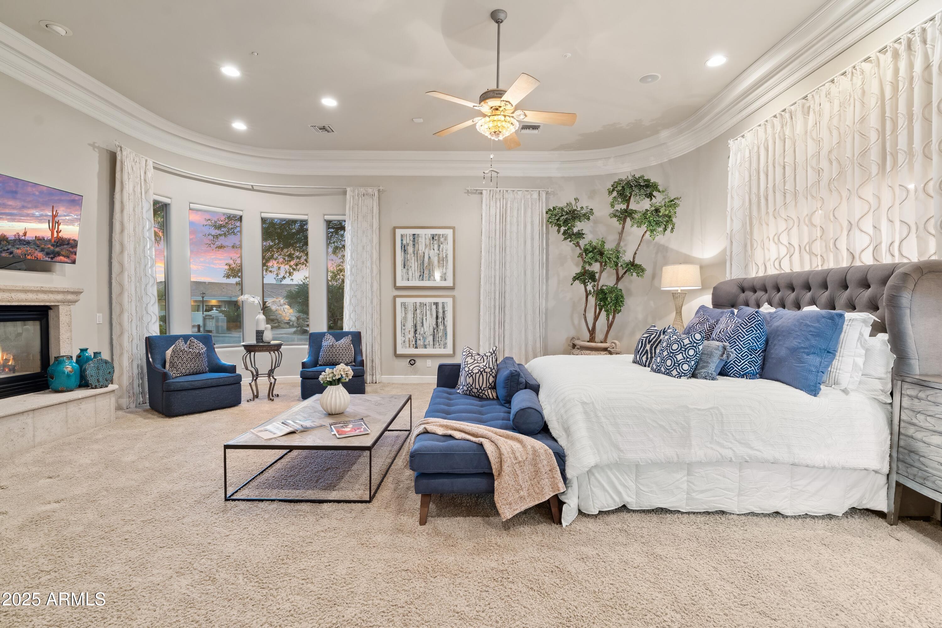 6621 N ARIZONA BILTMORE Circle