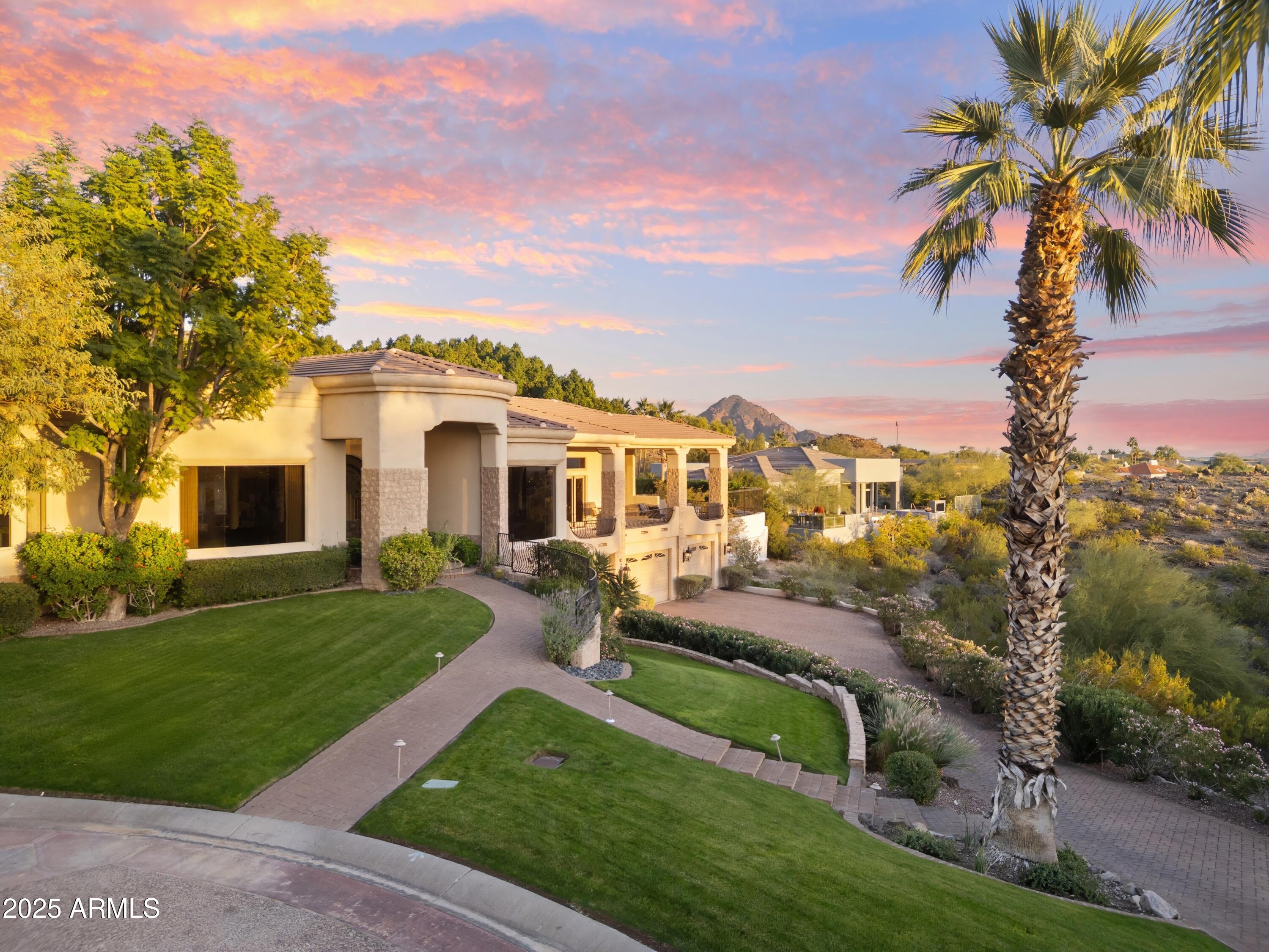 6621 N ARIZONA BILTMORE Circle