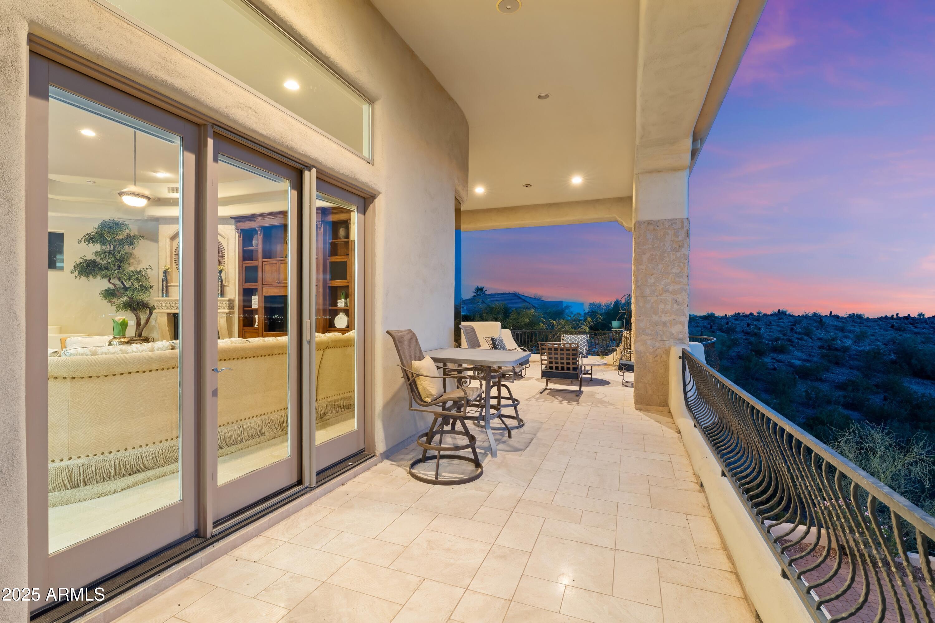 6621 N ARIZONA BILTMORE Circle