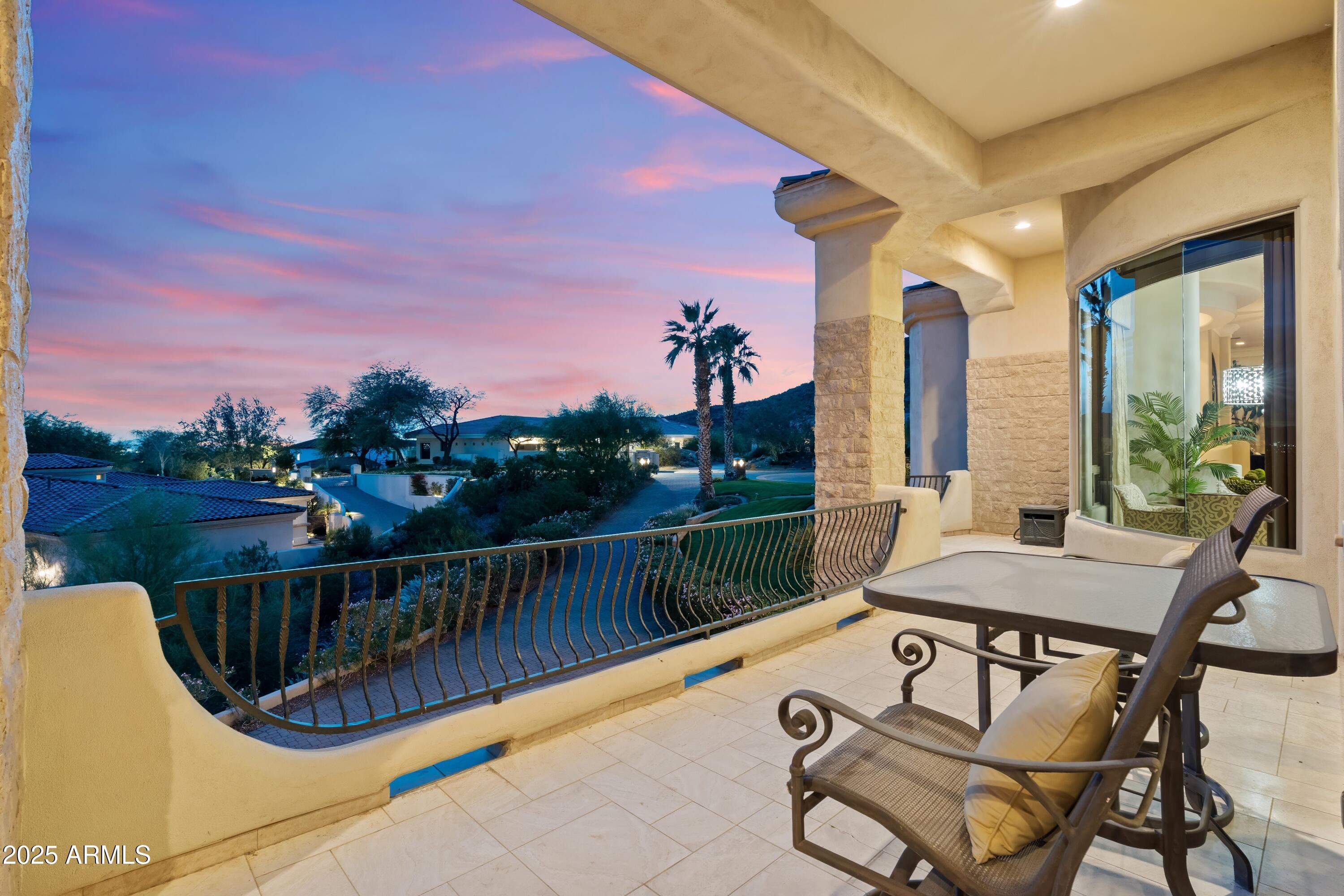 6621 N ARIZONA BILTMORE Circle