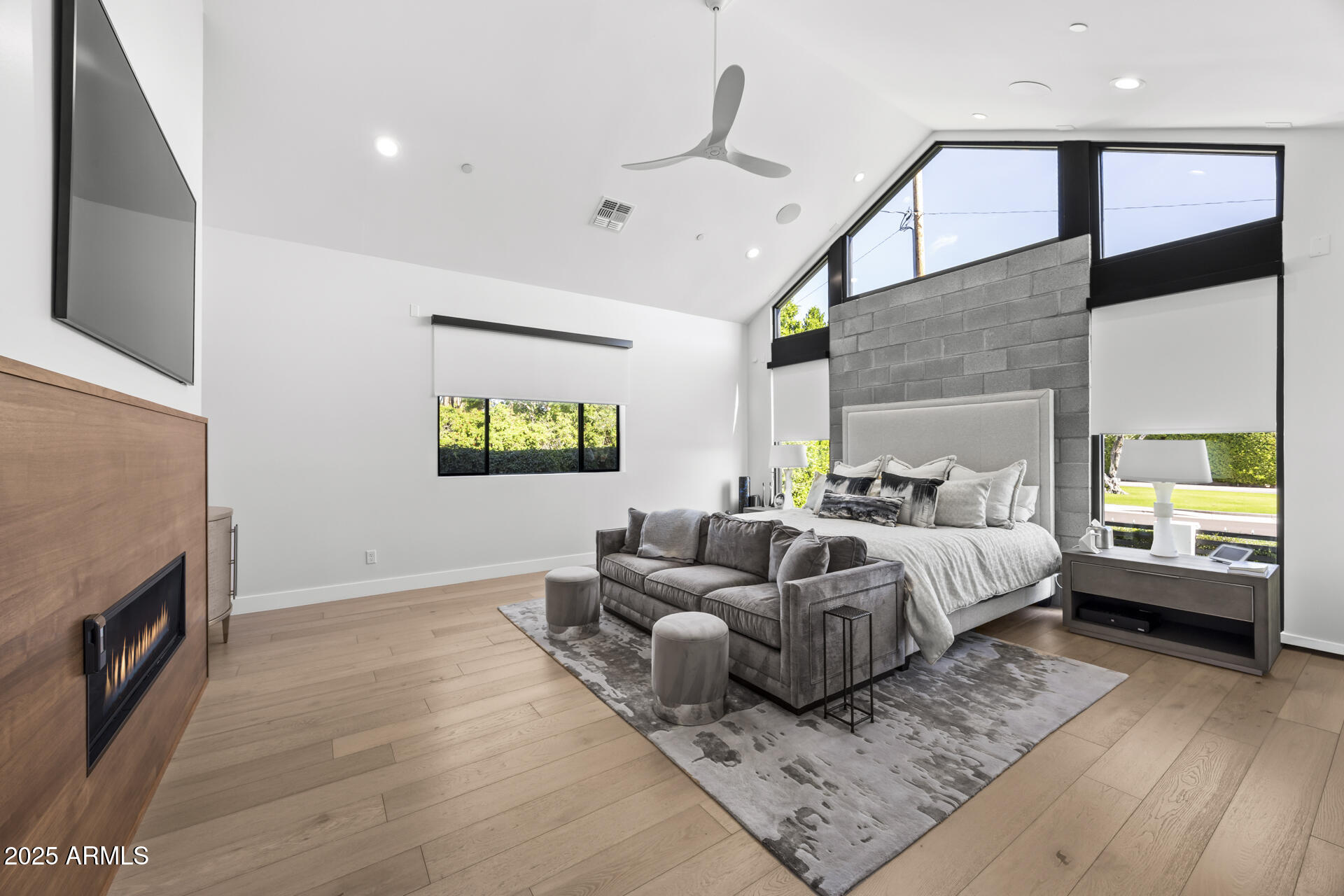 6426 E CALLE CAMELIA Avenue