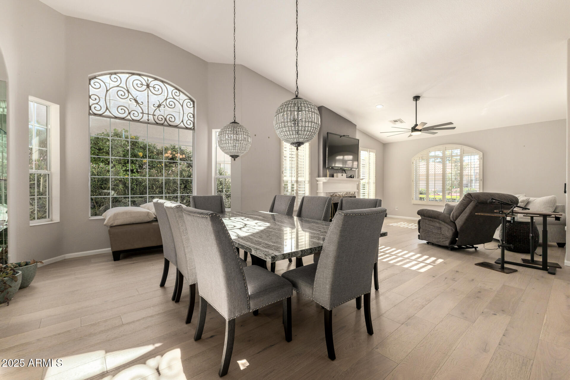 5733 S AMBERWOOD Drive