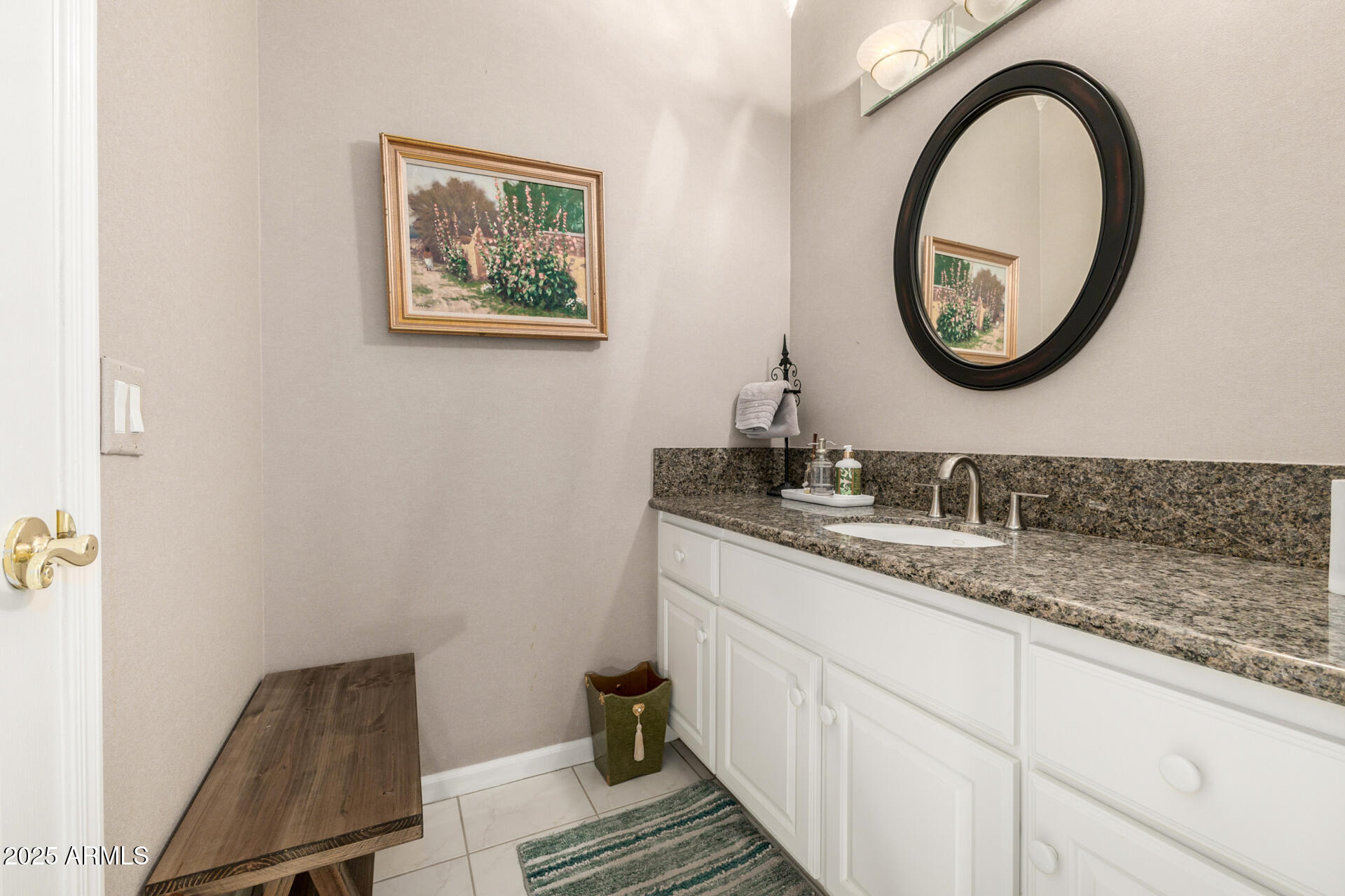 5733 S AMBERWOOD Drive