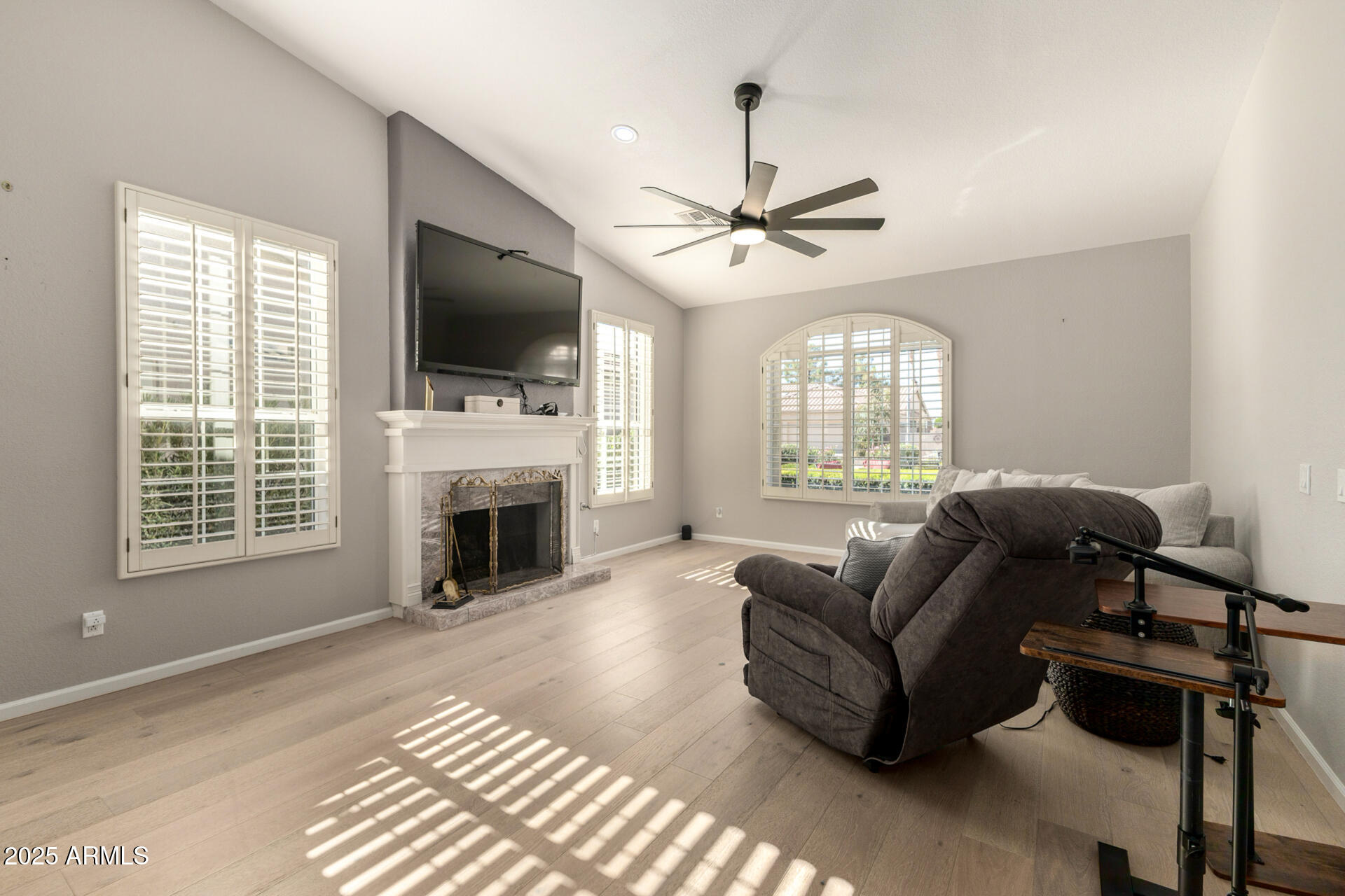 5733 S AMBERWOOD Drive