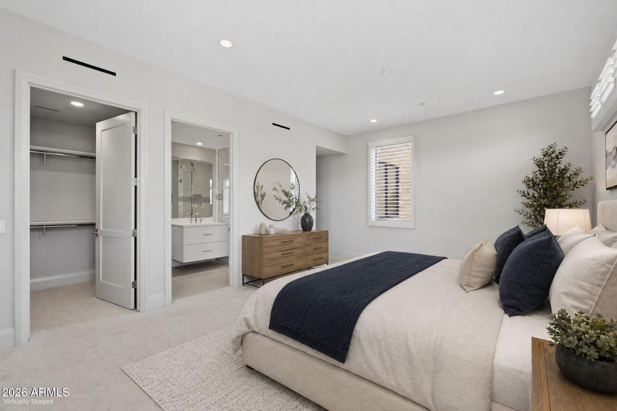 5541 E STELLA Lane