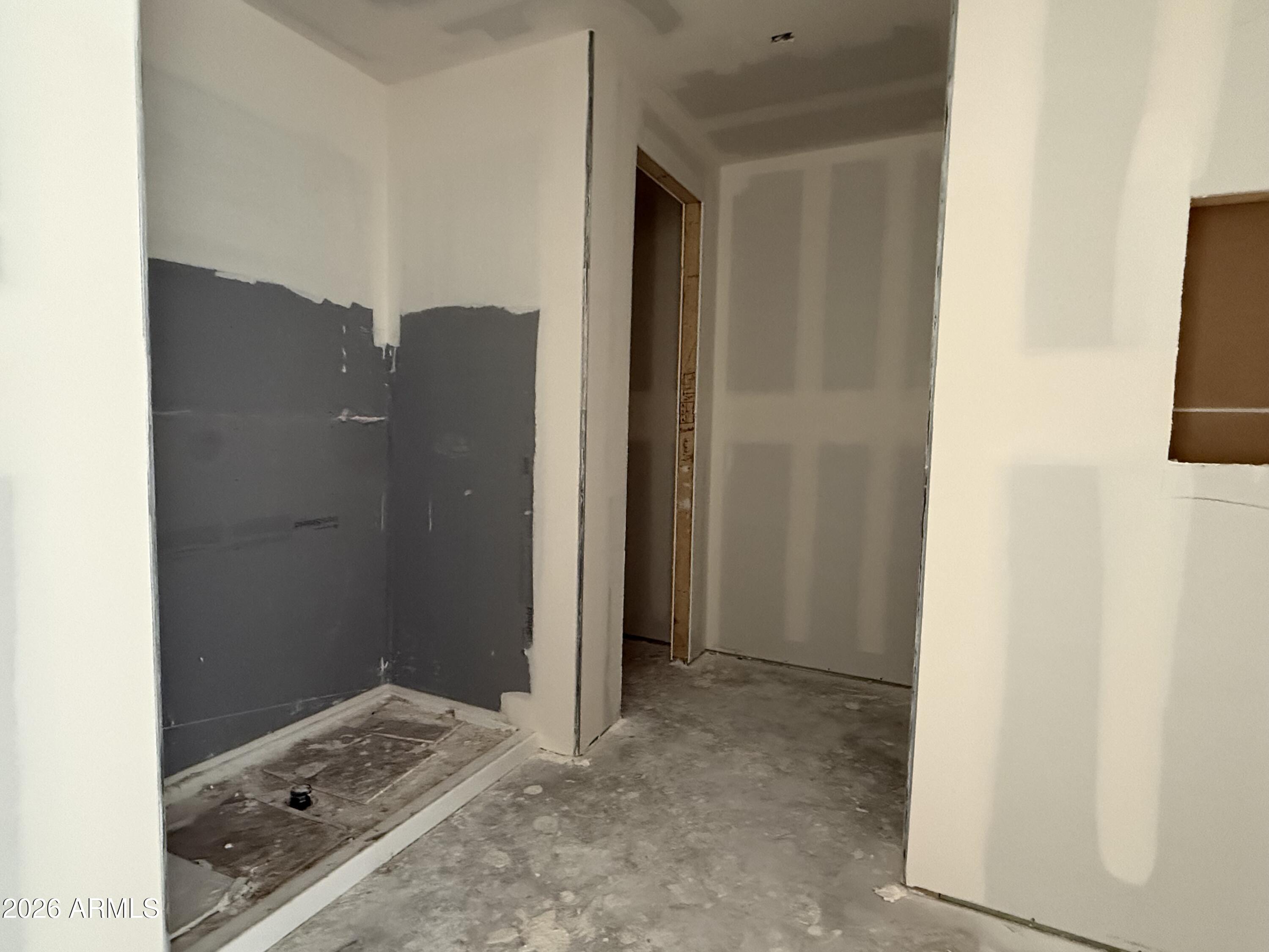 9537 W TAMARISK Avenue