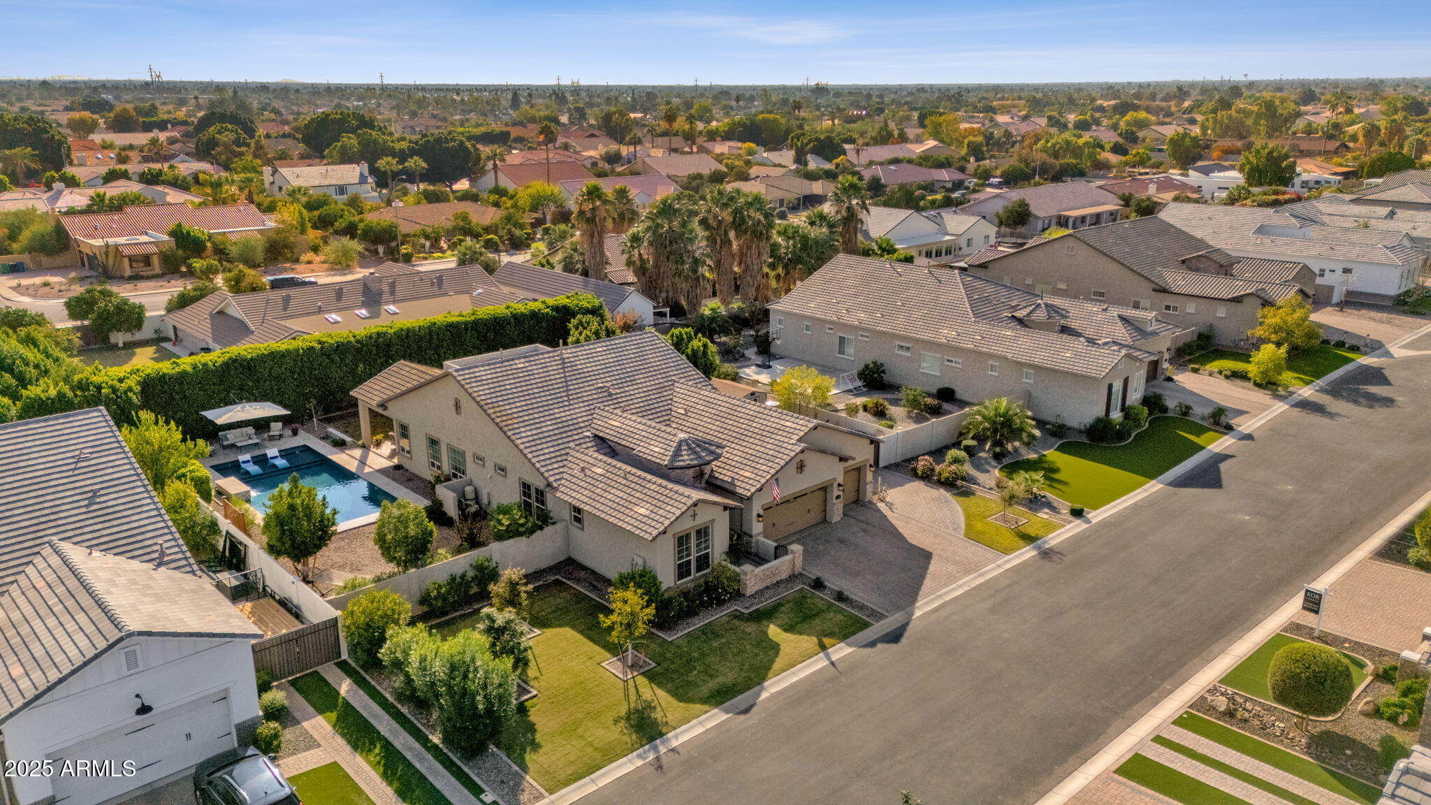 4525 E FOUNTAIN Street