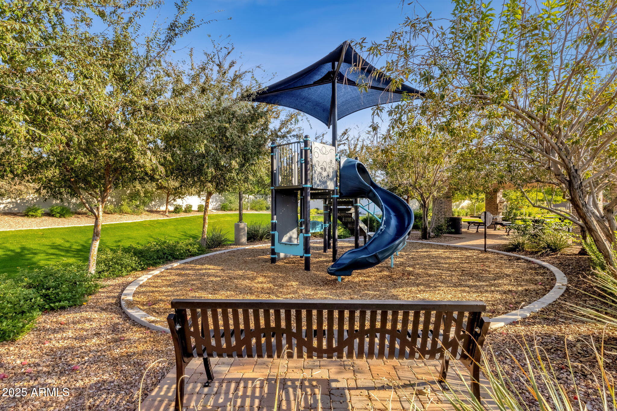 4525 E FOUNTAIN Street