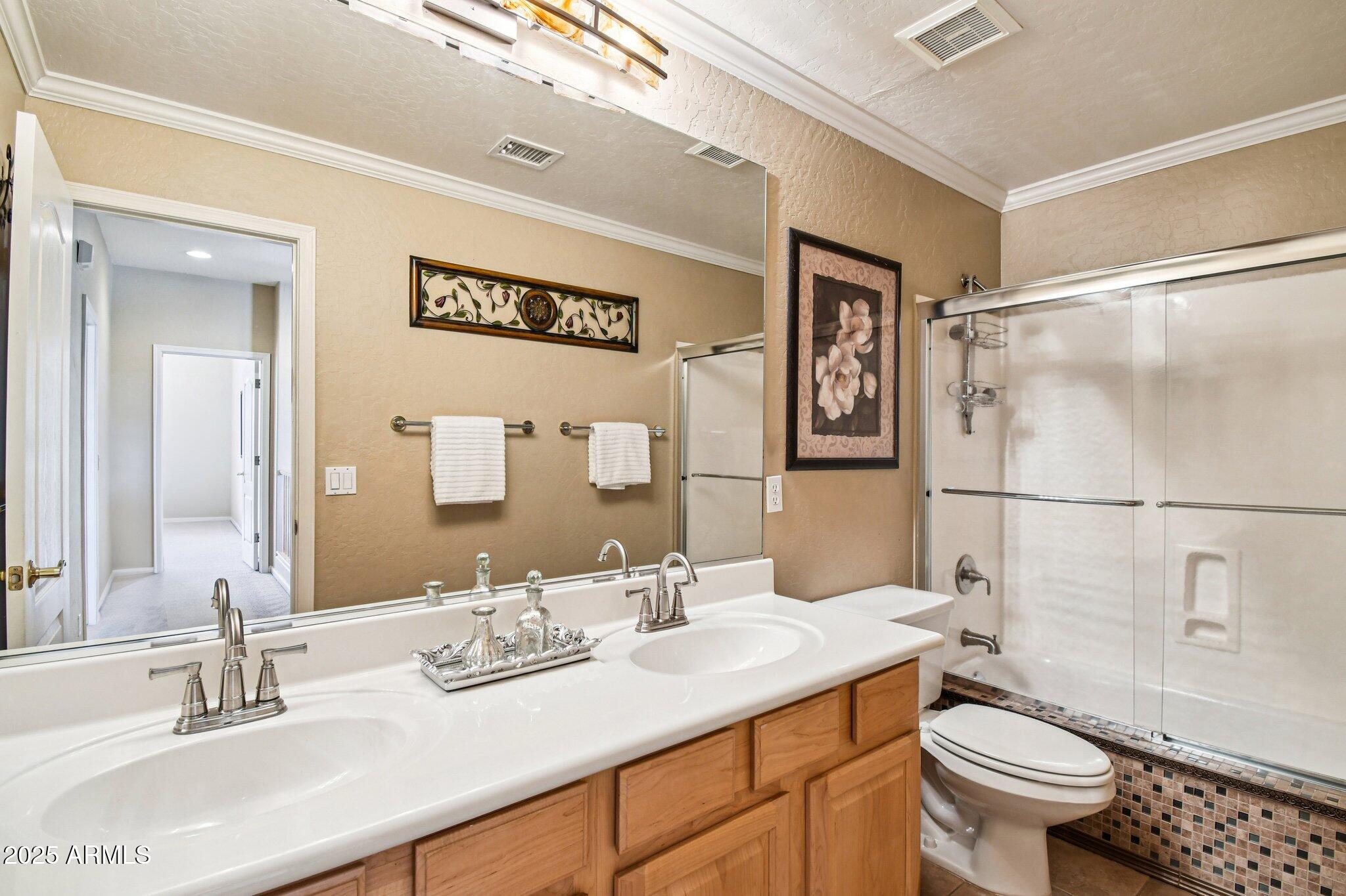 923 W Windsong Drive