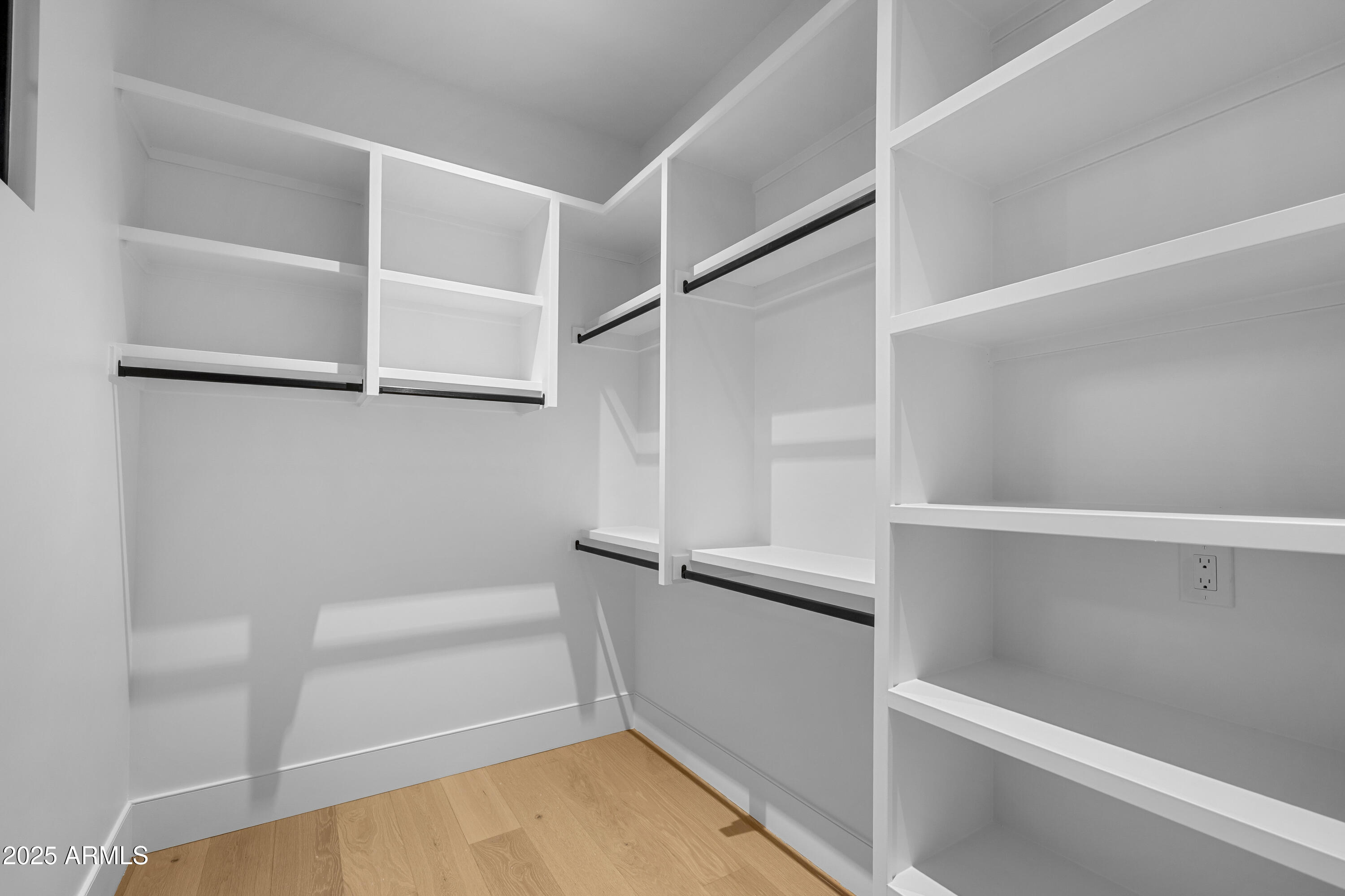 2732 LINDBERG Spring