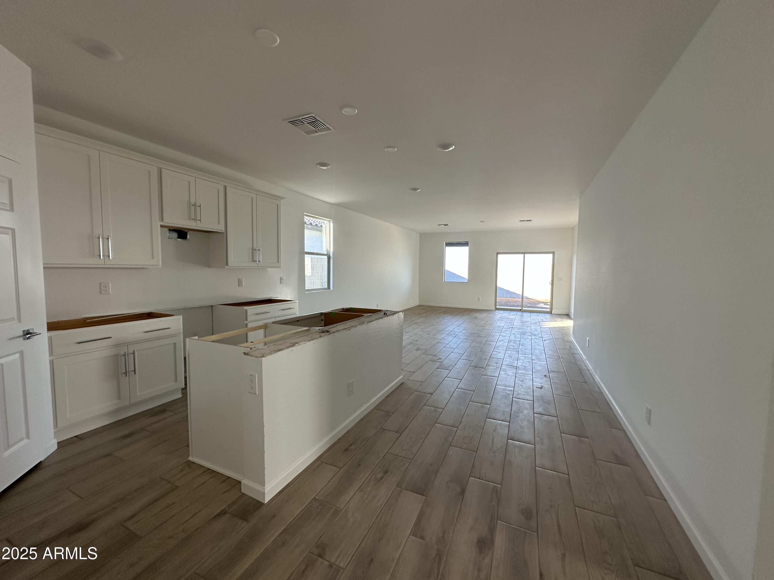 47664 W MOELLER Road