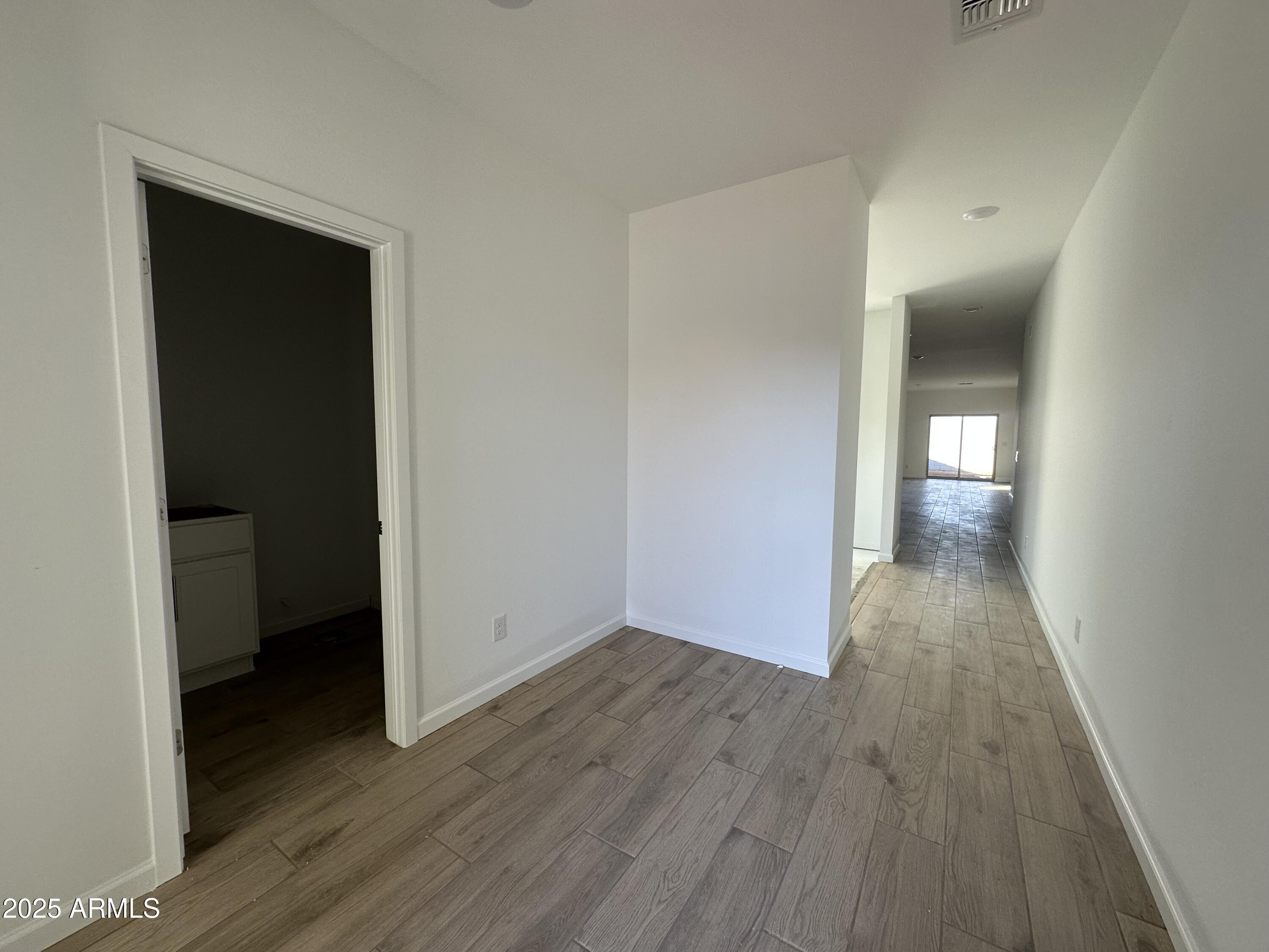 47664 W MOELLER Road