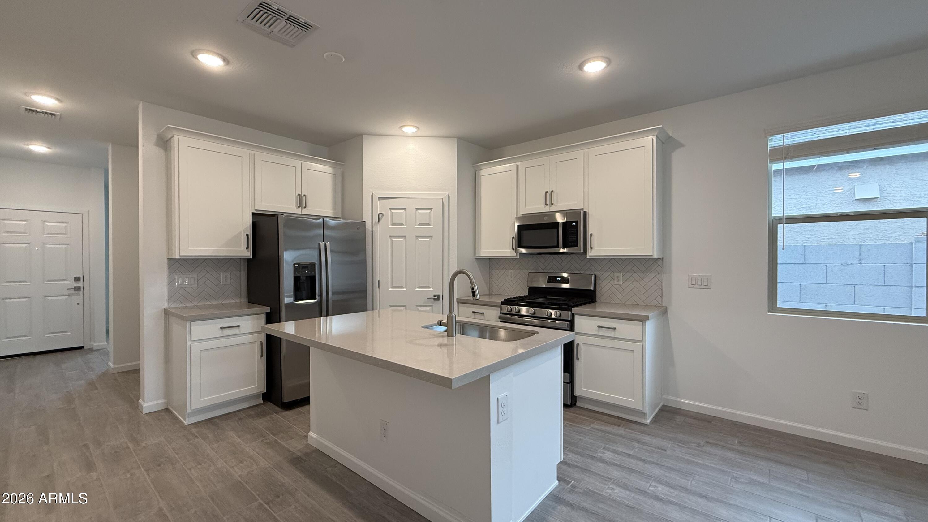 47677 W MOELLER Road