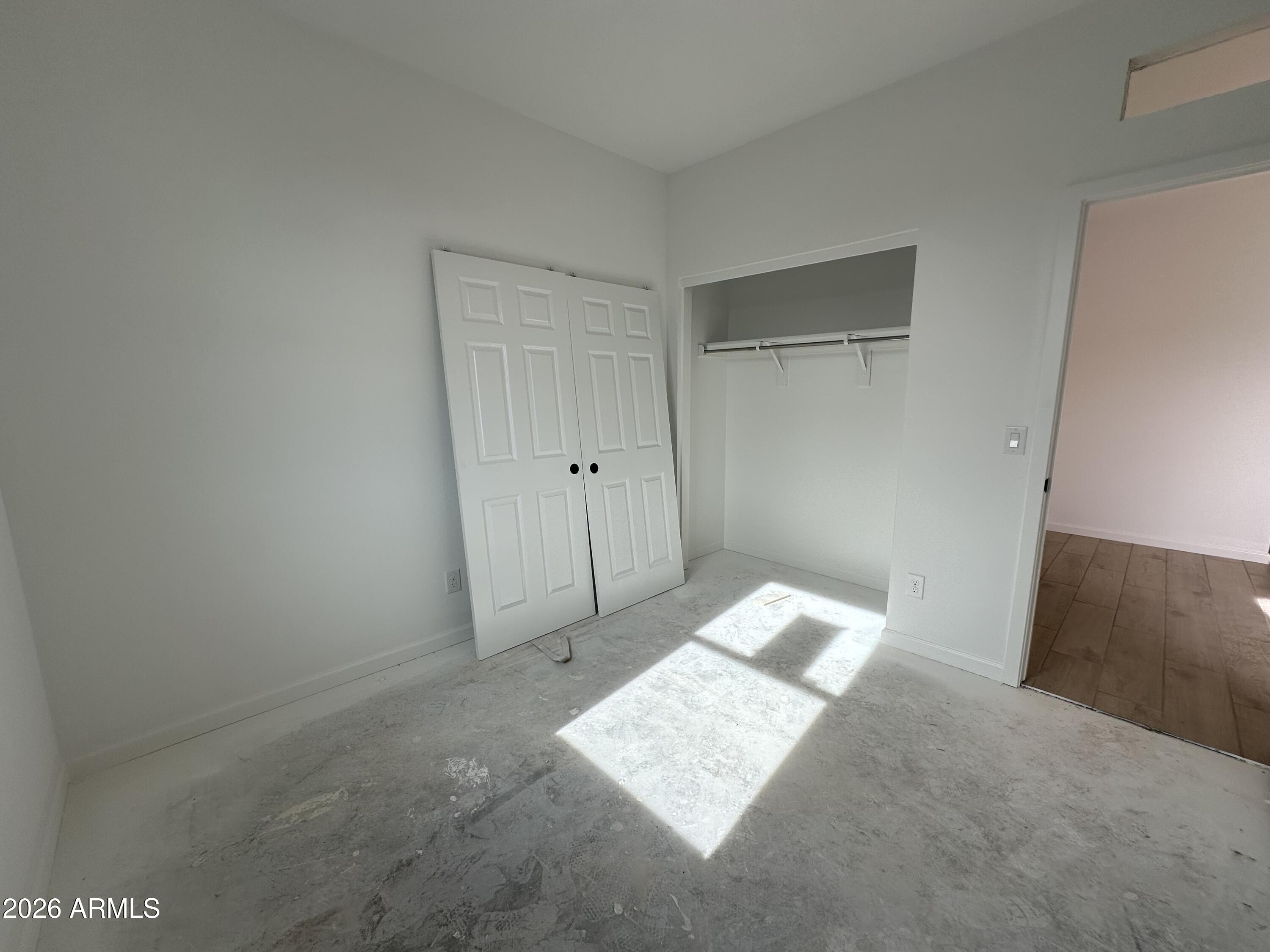 47664 W KENNER Drive