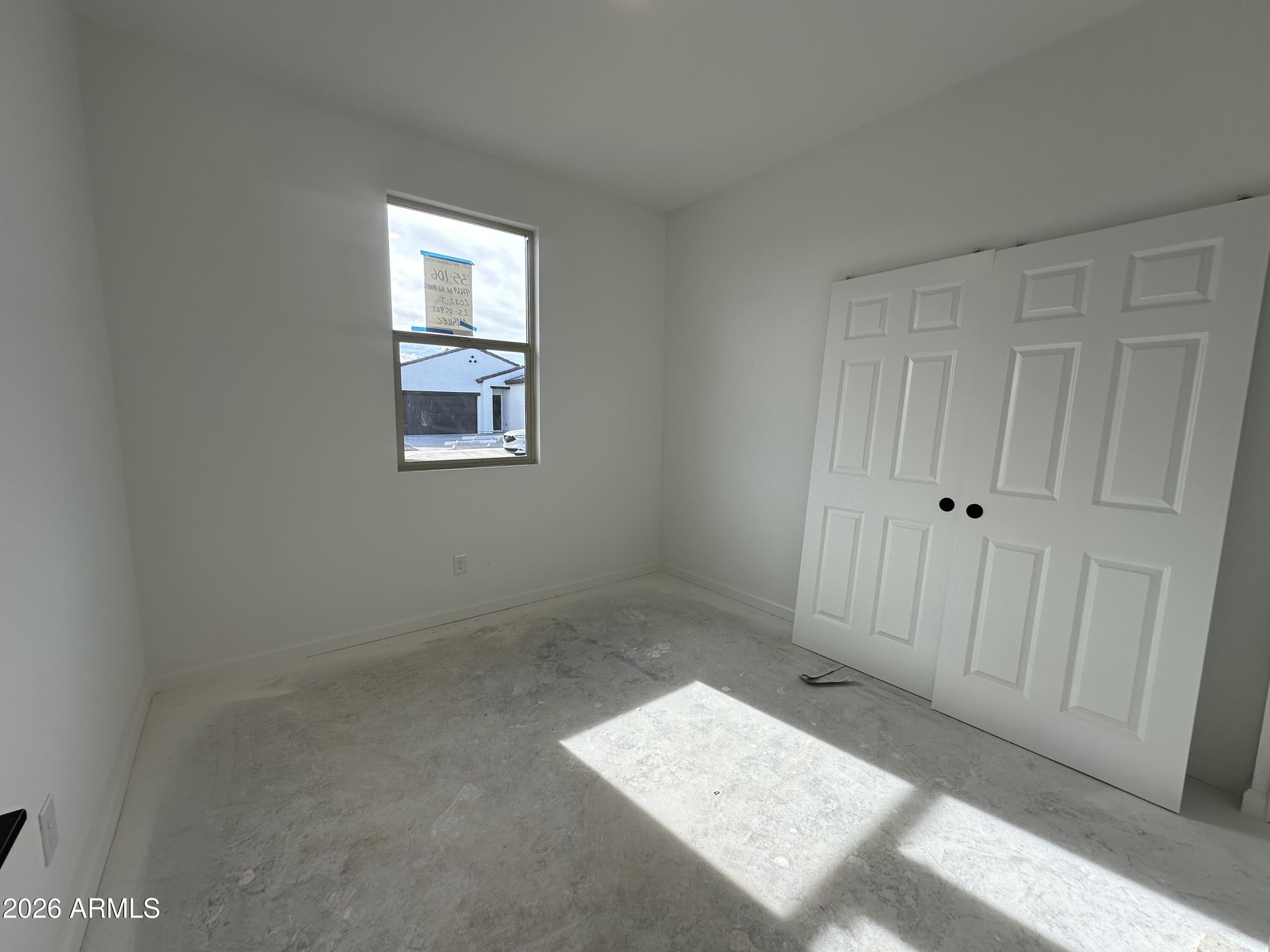 47664 W KENNER Drive