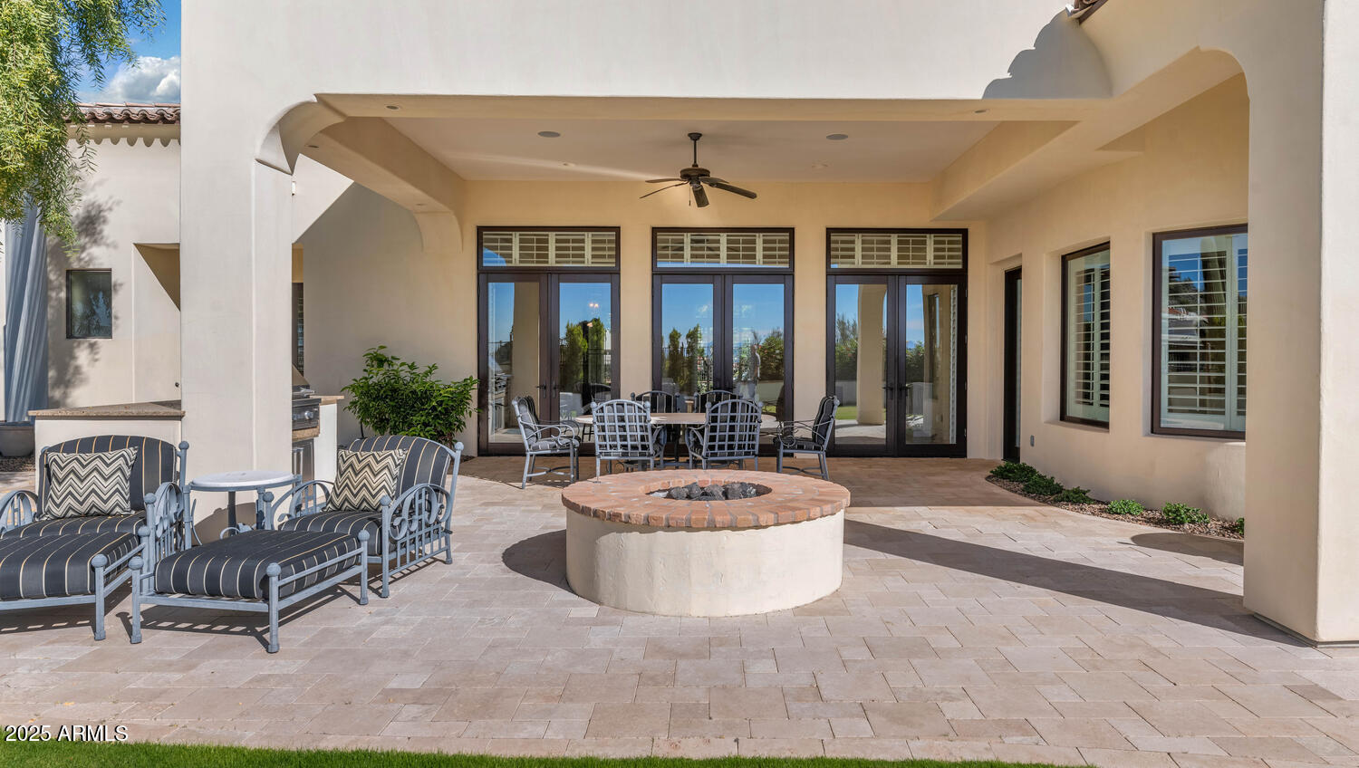 3905 E SIERRA VISTA Drive