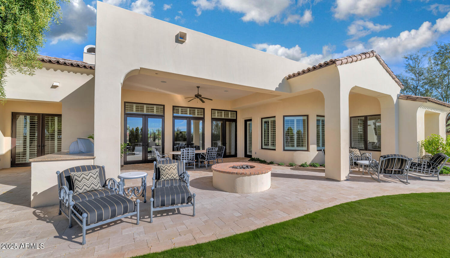 3905 E SIERRA VISTA Drive