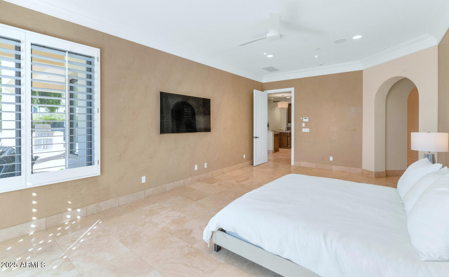 3905 E SIERRA VISTA Drive