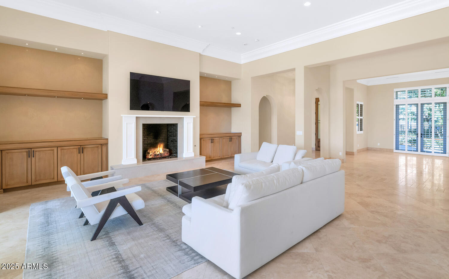 3905 E SIERRA VISTA Drive