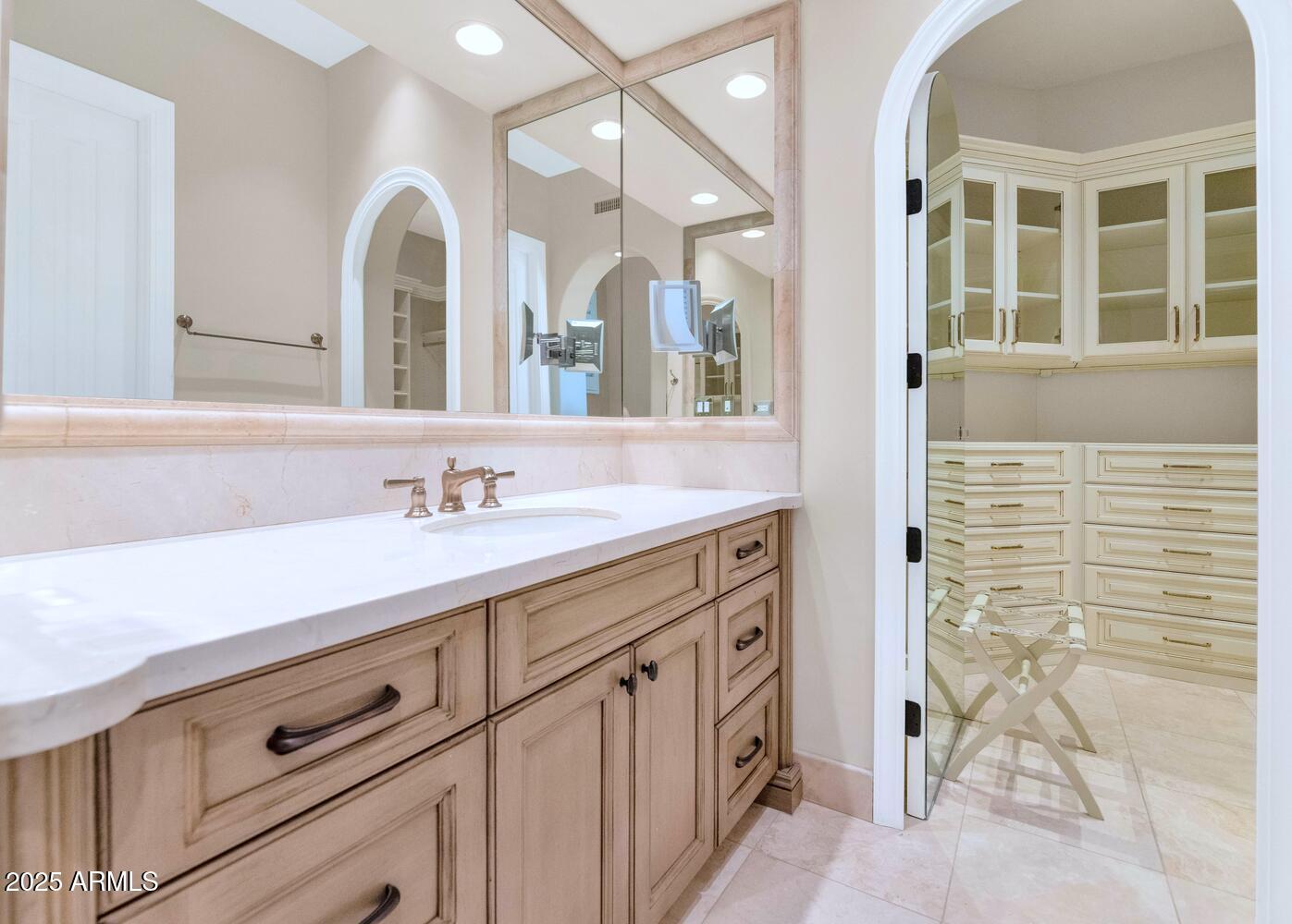 3905 E SIERRA VISTA Drive