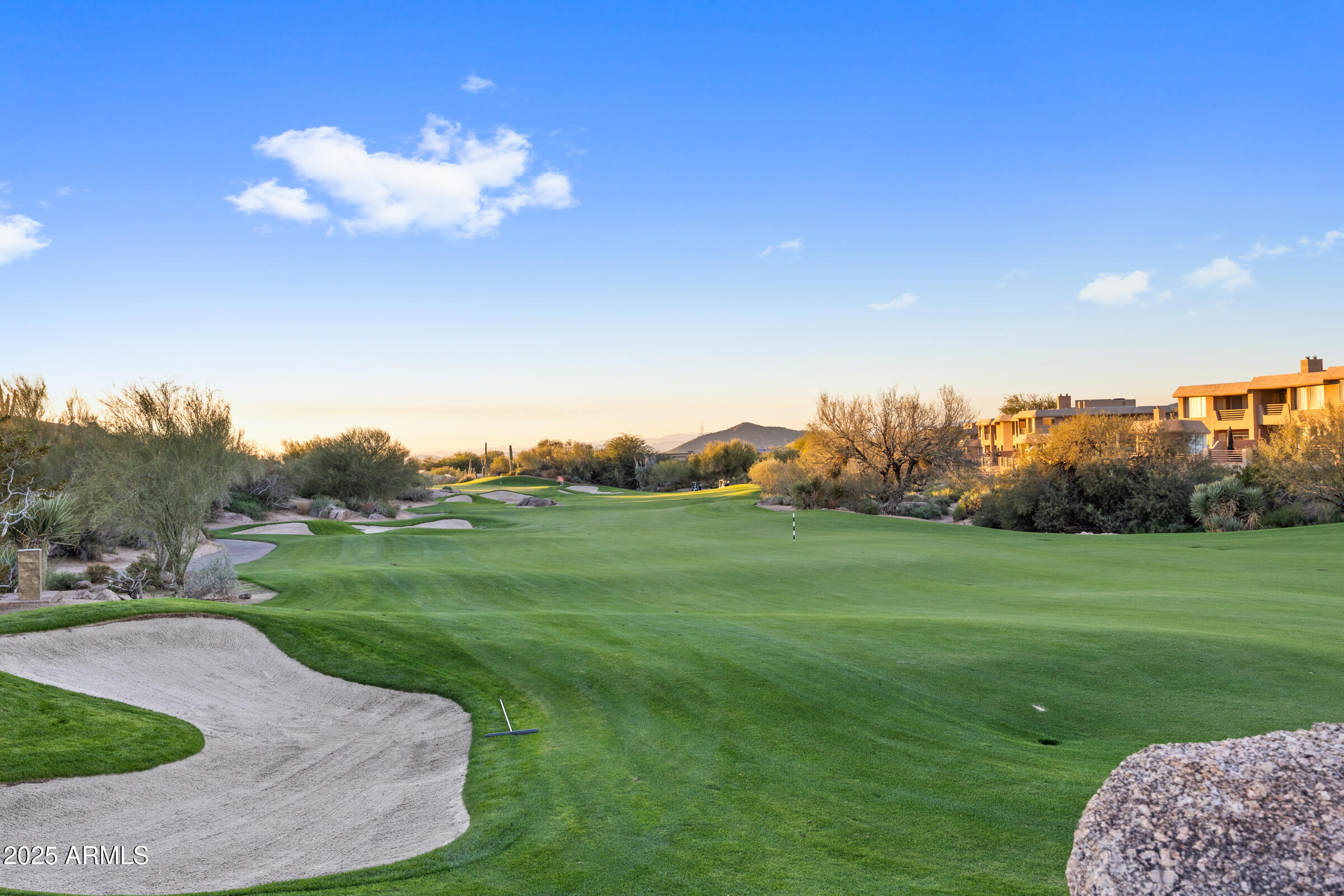 10260 E WHITE FEATHER Lane E 2015