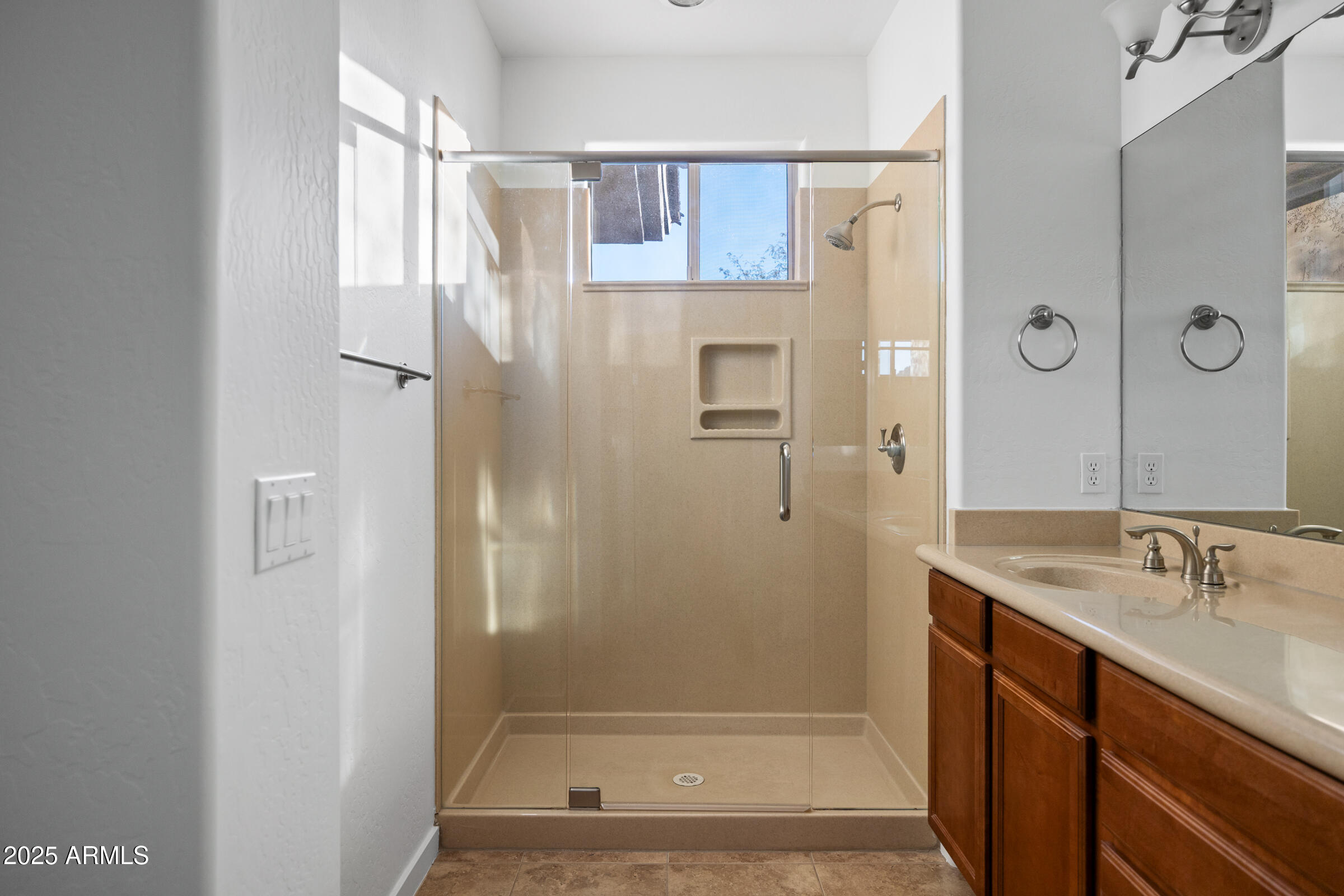 10260 E WHITE FEATHER Lane E 2015