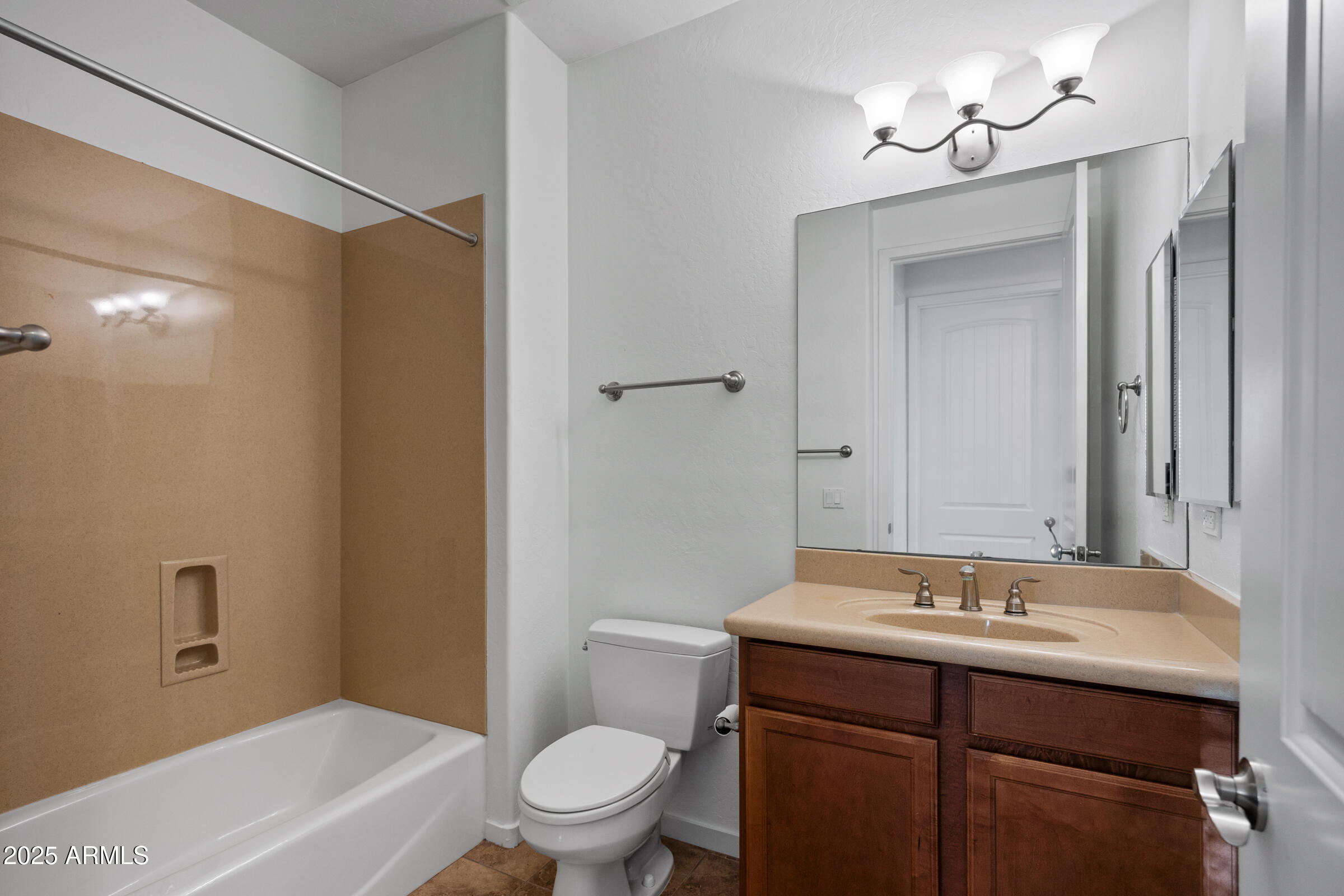 10260 E WHITE FEATHER Lane E 2015