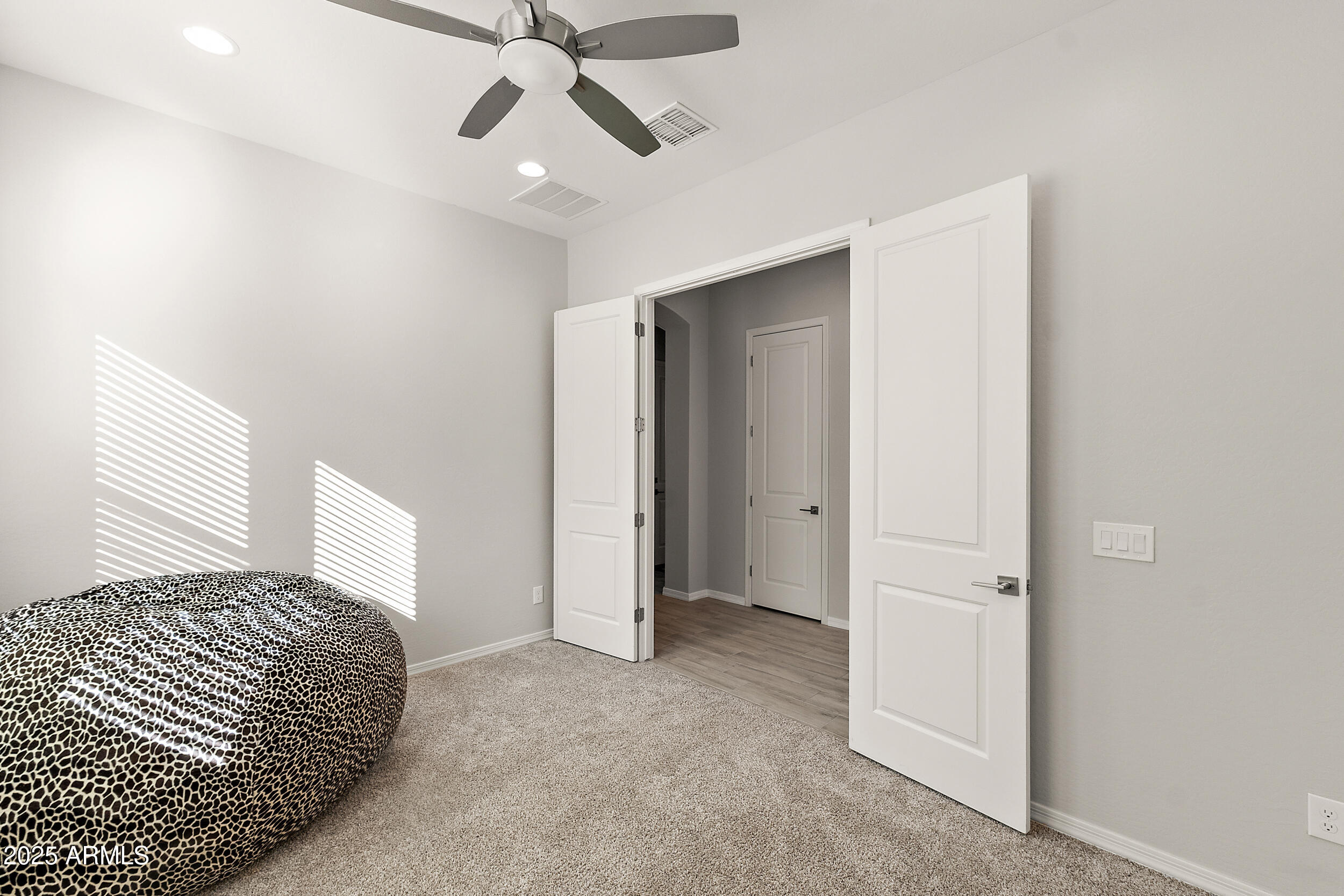 23065 E CARRIAGE Way