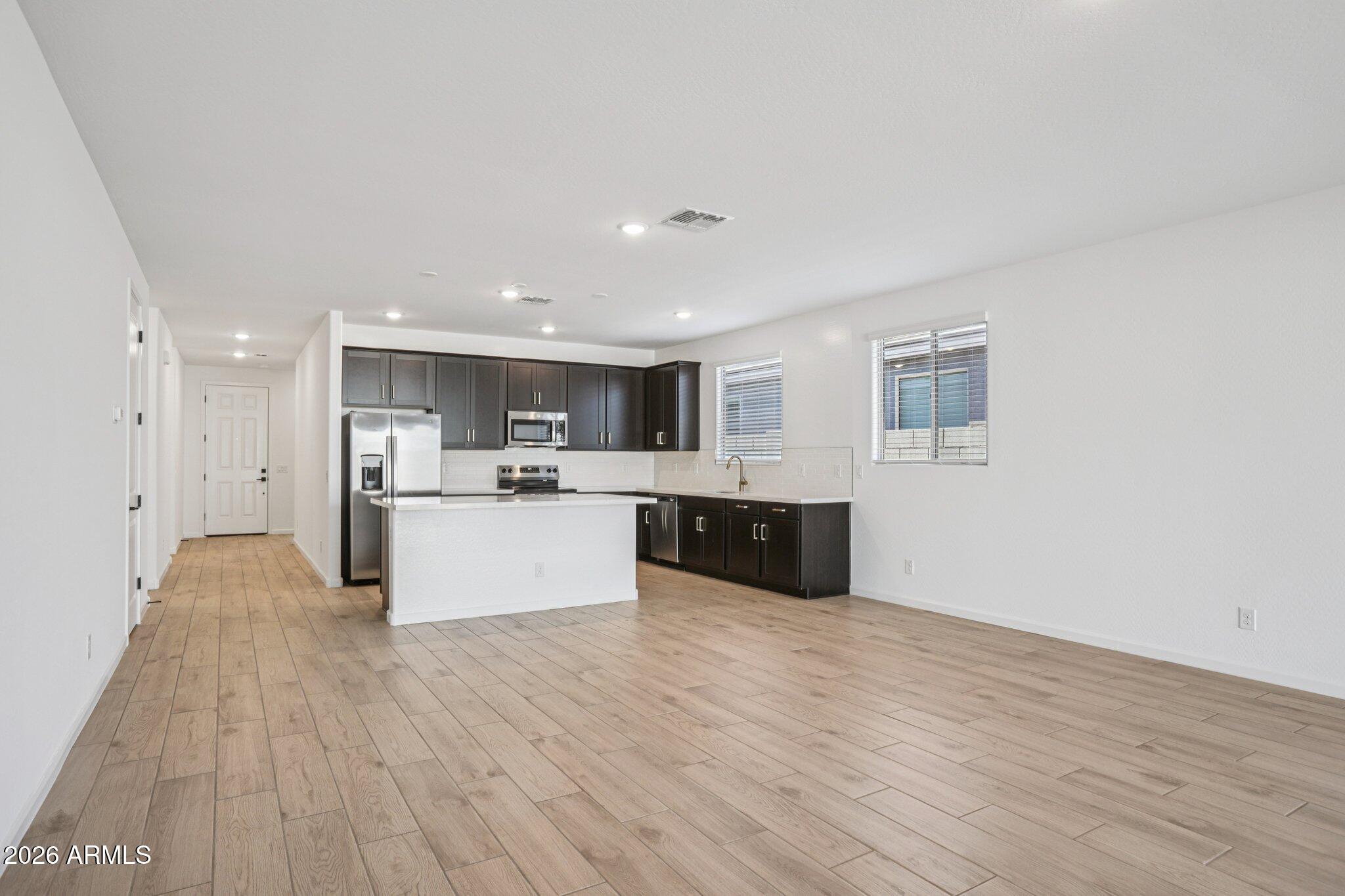 15708 W CAMDEN Avenue