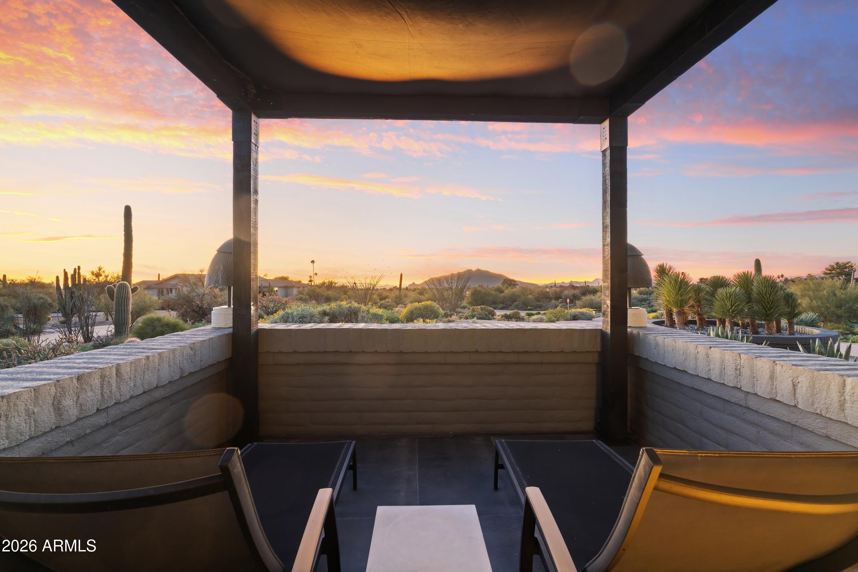 9545 E ROMPING Road 90