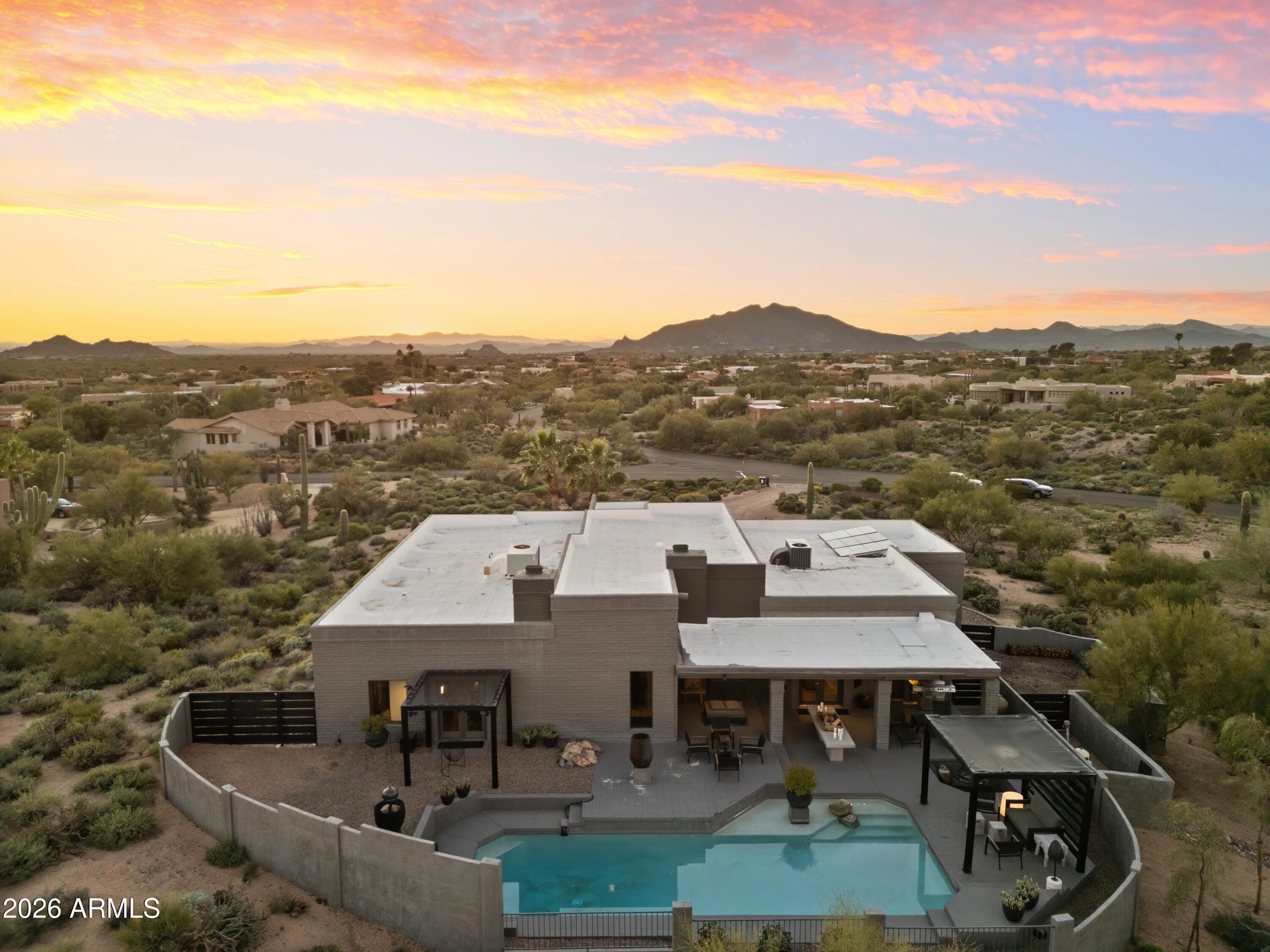 9545 E ROMPING Road 90