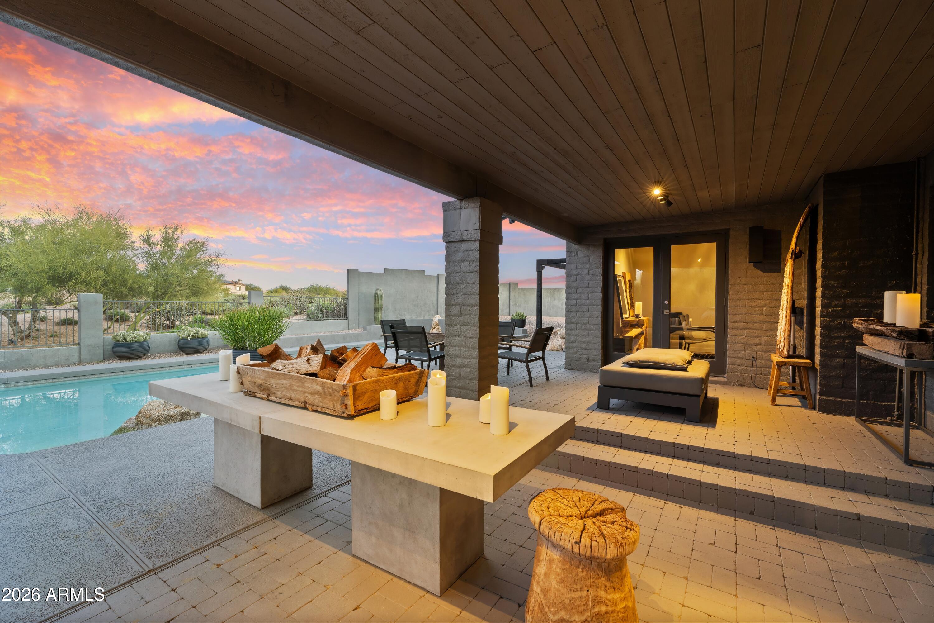 9545 E ROMPING Road 90