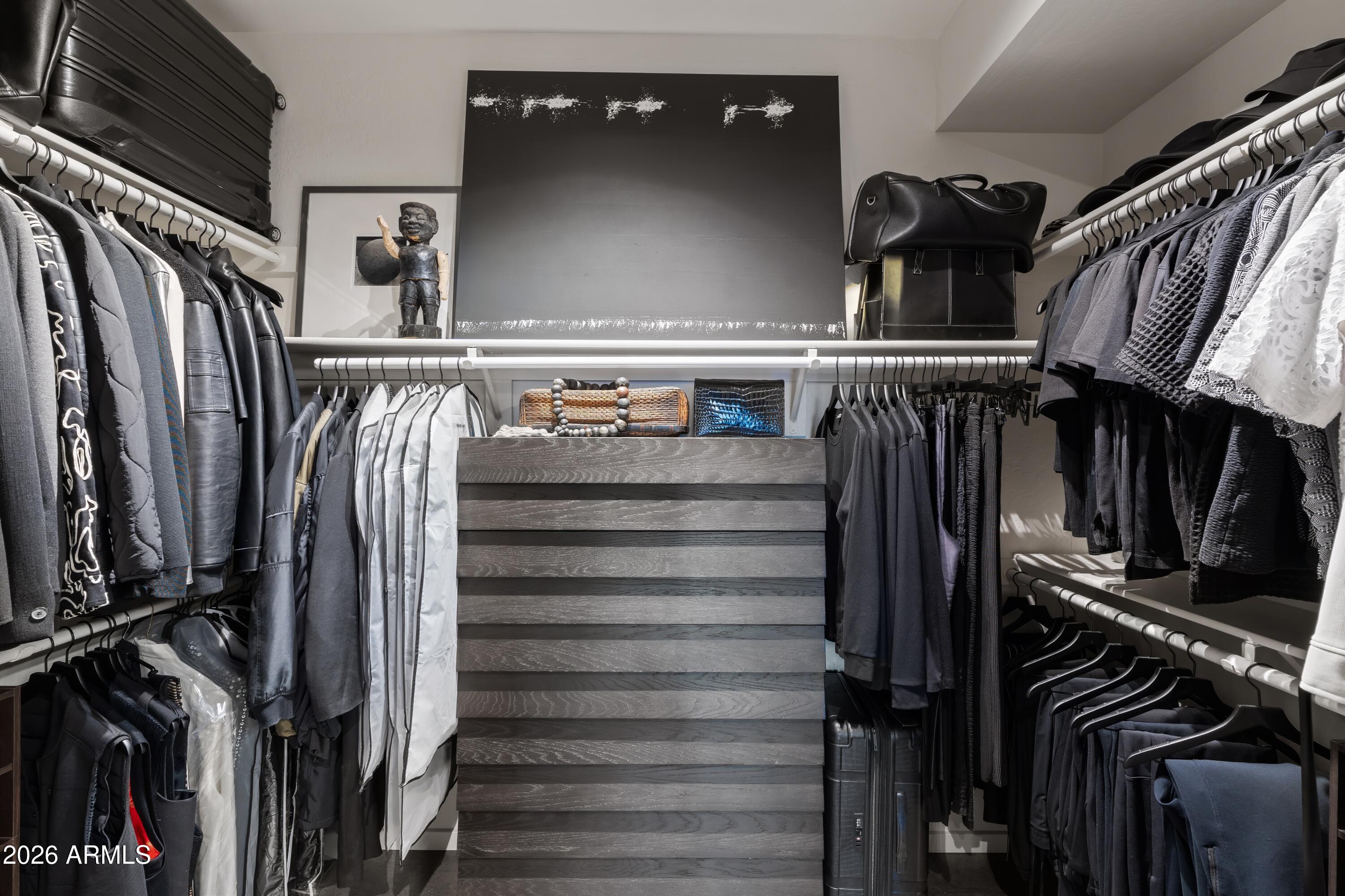 9545 E ROMPING Road 90