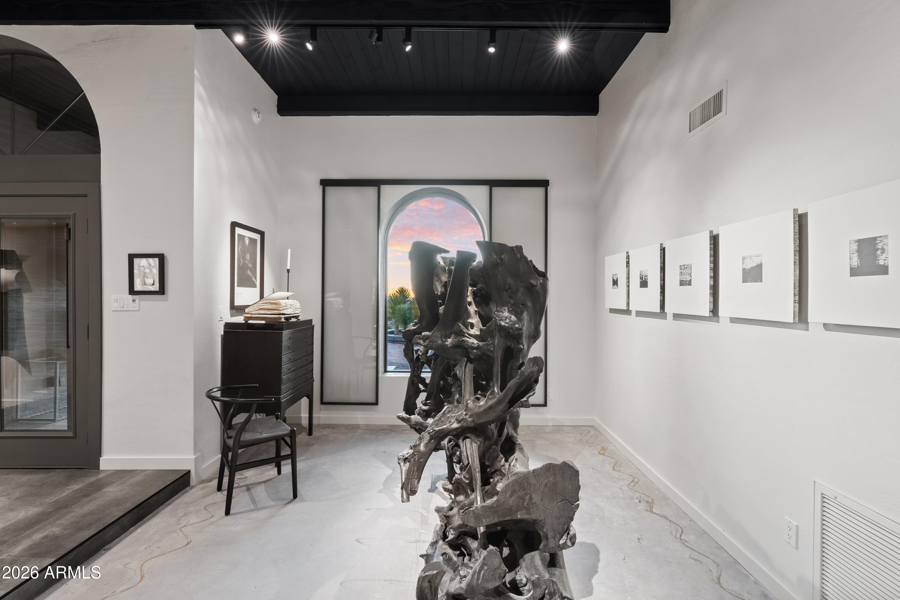 9545 E ROMPING Road 90