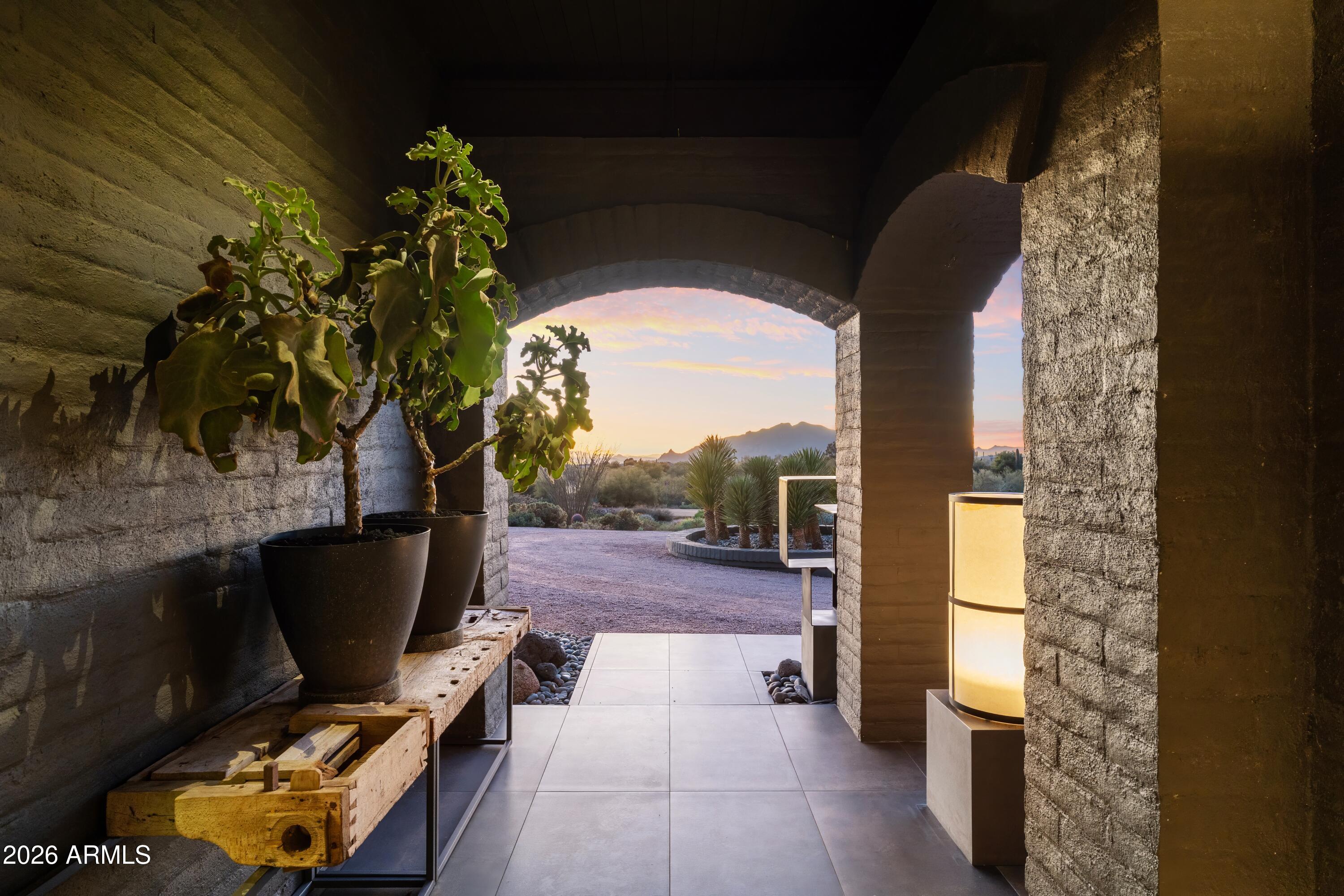 9545 E ROMPING Road 90