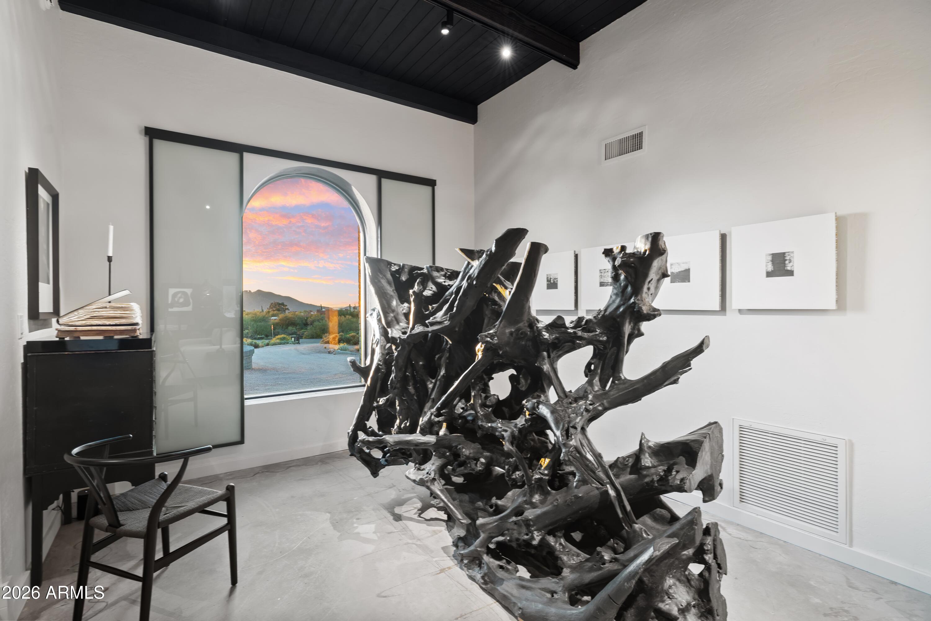 9545 E ROMPING Road 90