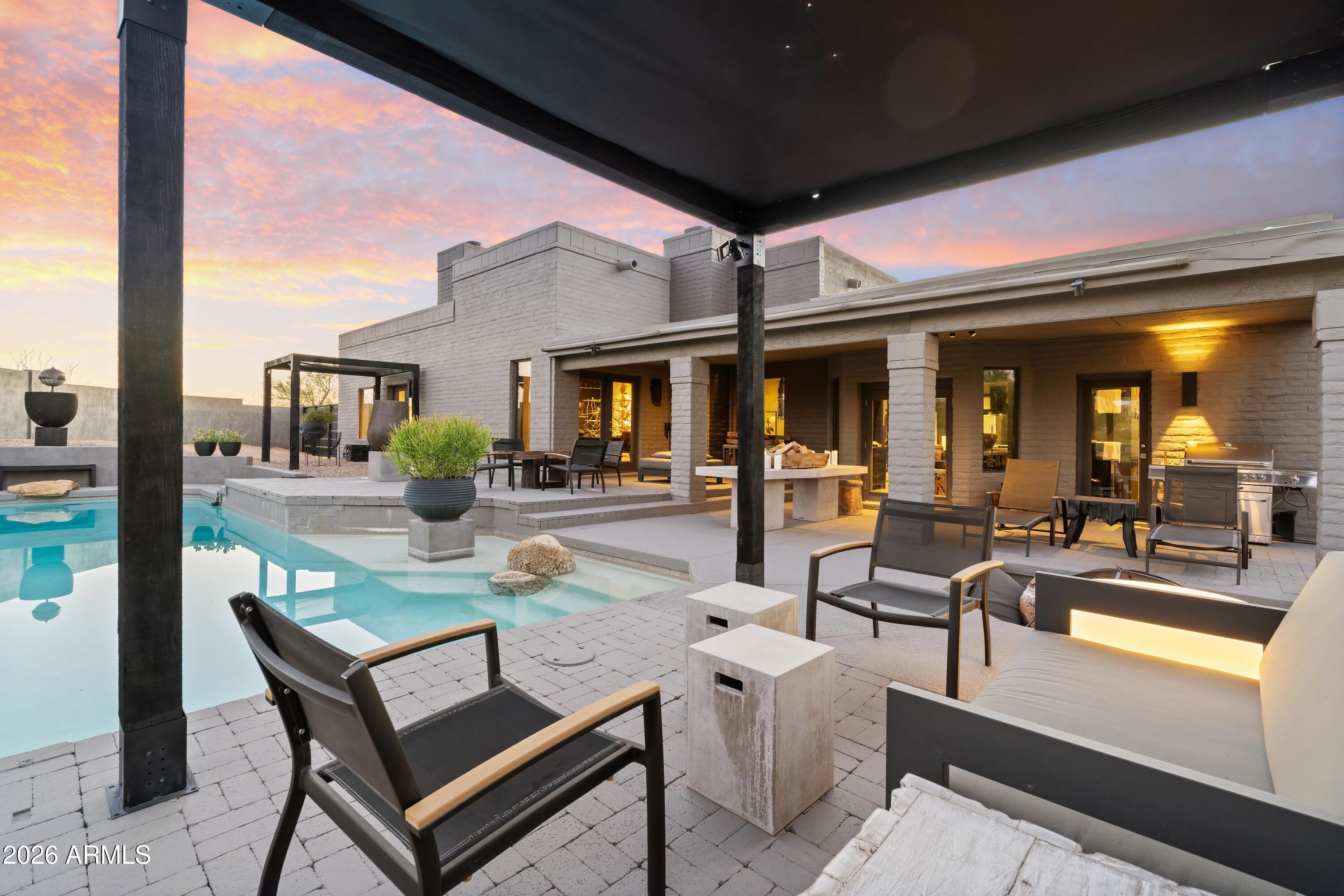 9545 E ROMPING Road 90