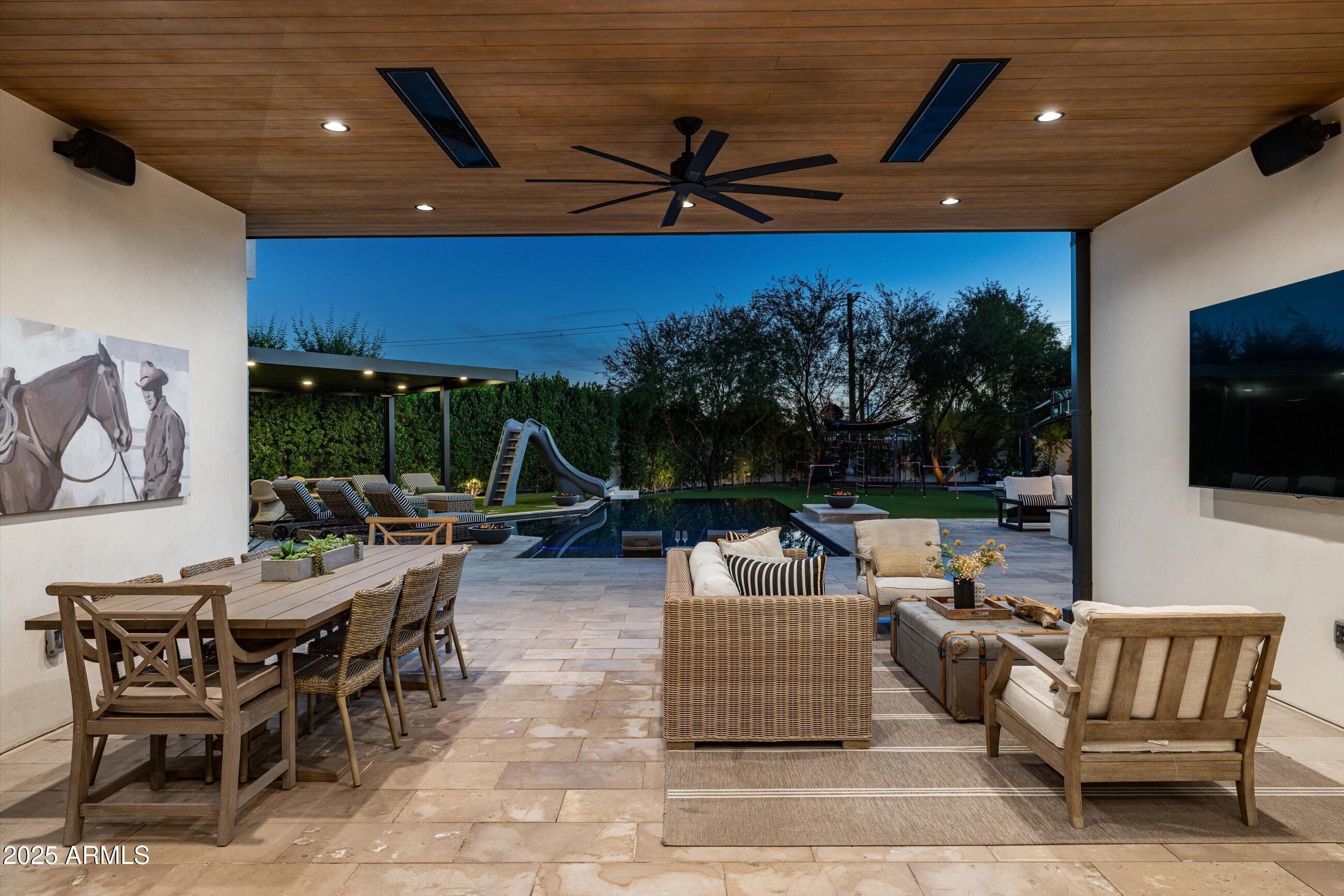 5715 E MONTEROSA Street